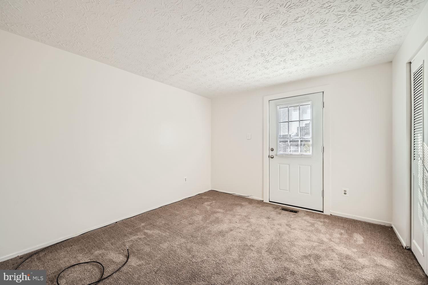 POPPLETON - Residential Lease