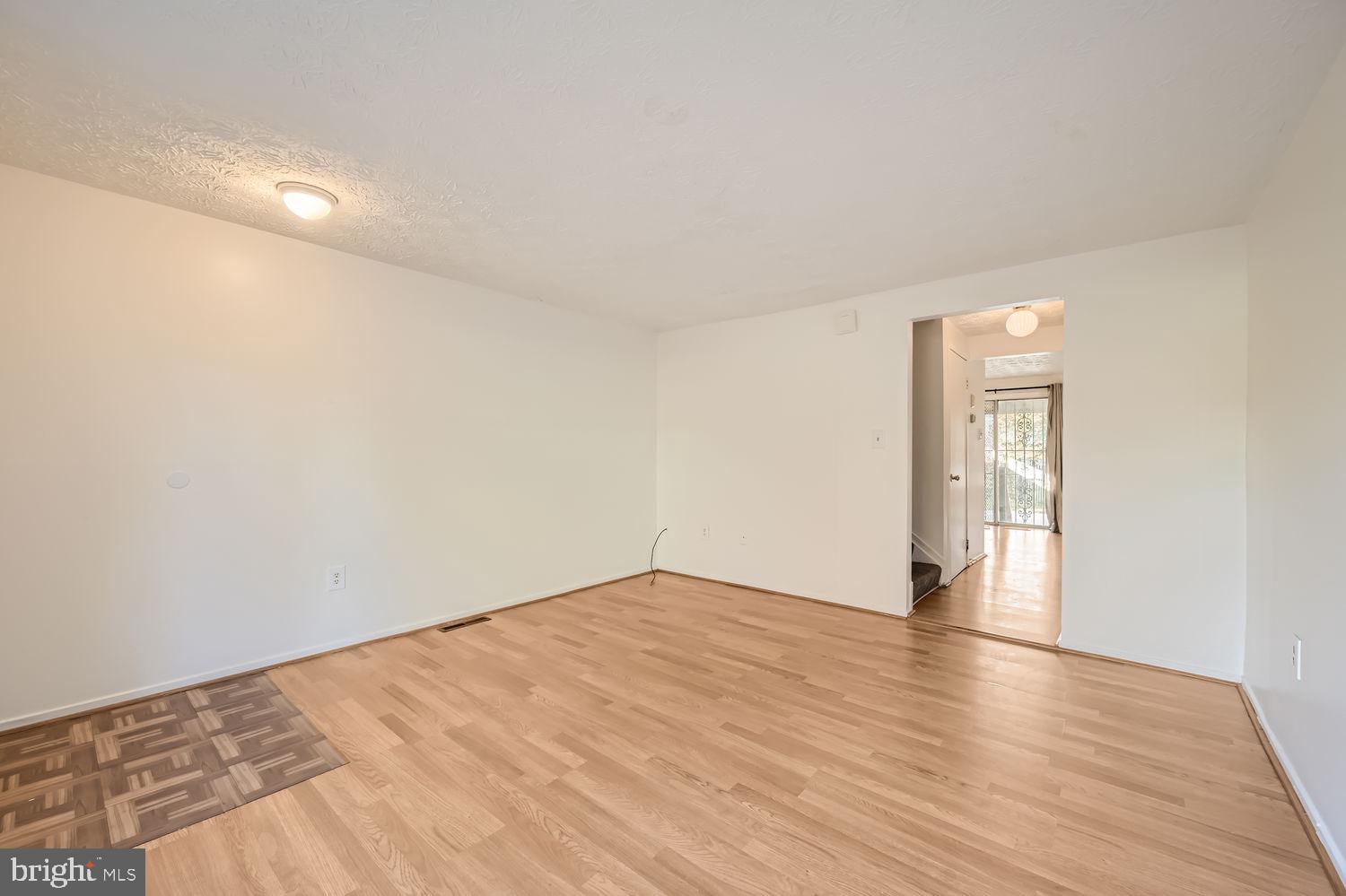 POPPLETON - Residential Lease