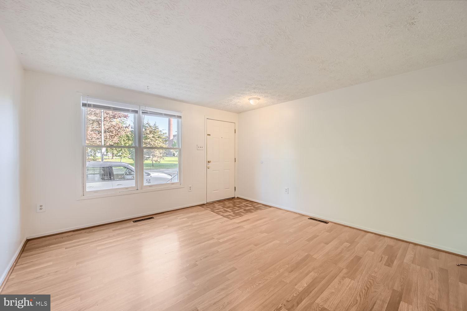 POPPLETON - Residential Lease