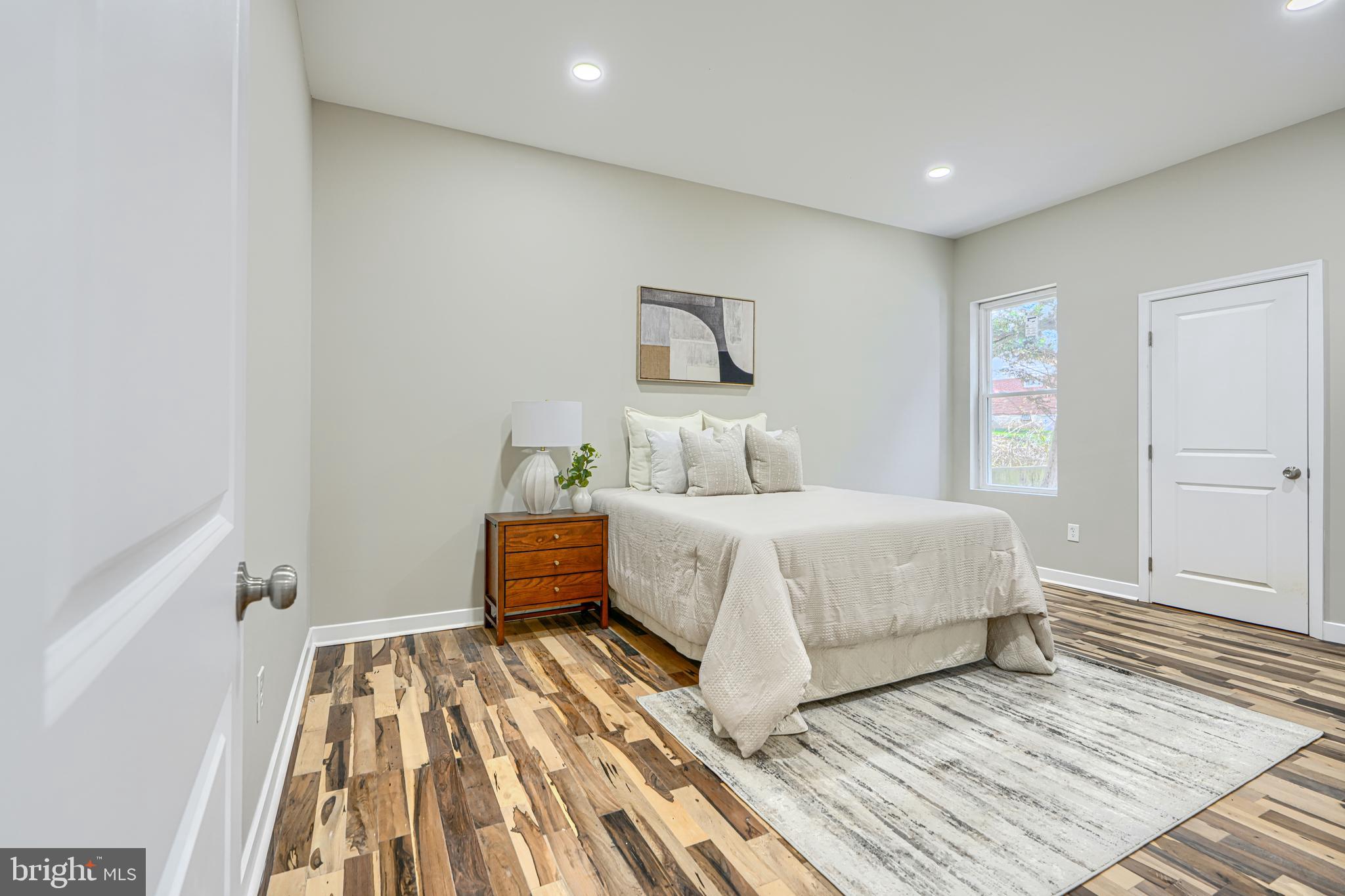 MOUNT WASHINGTON - Residential