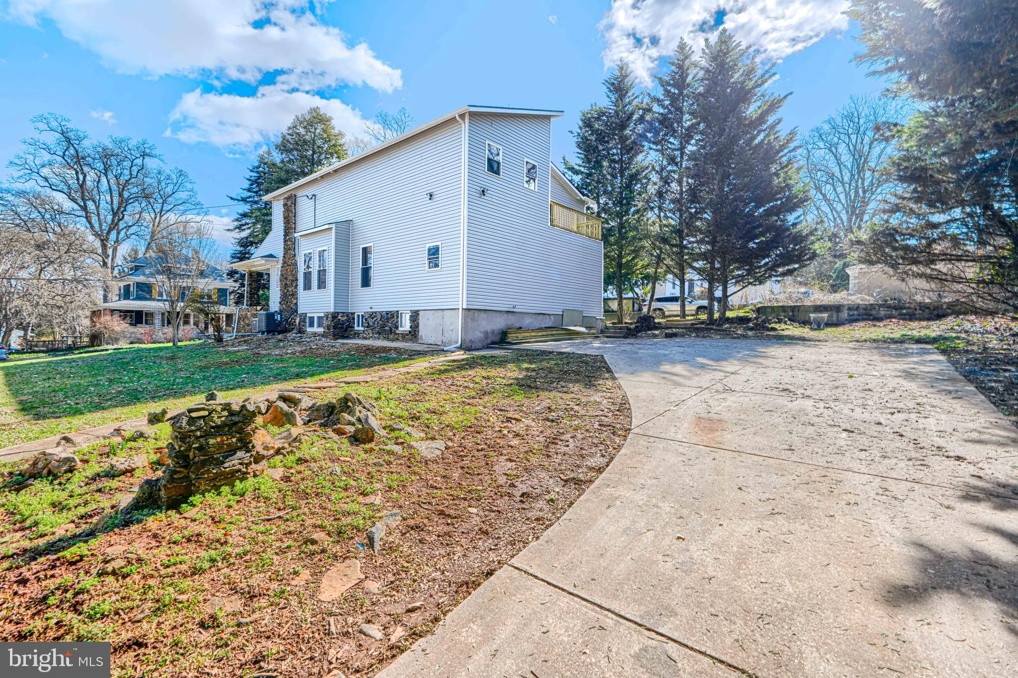 MOUNT WASHINGTON - Residential