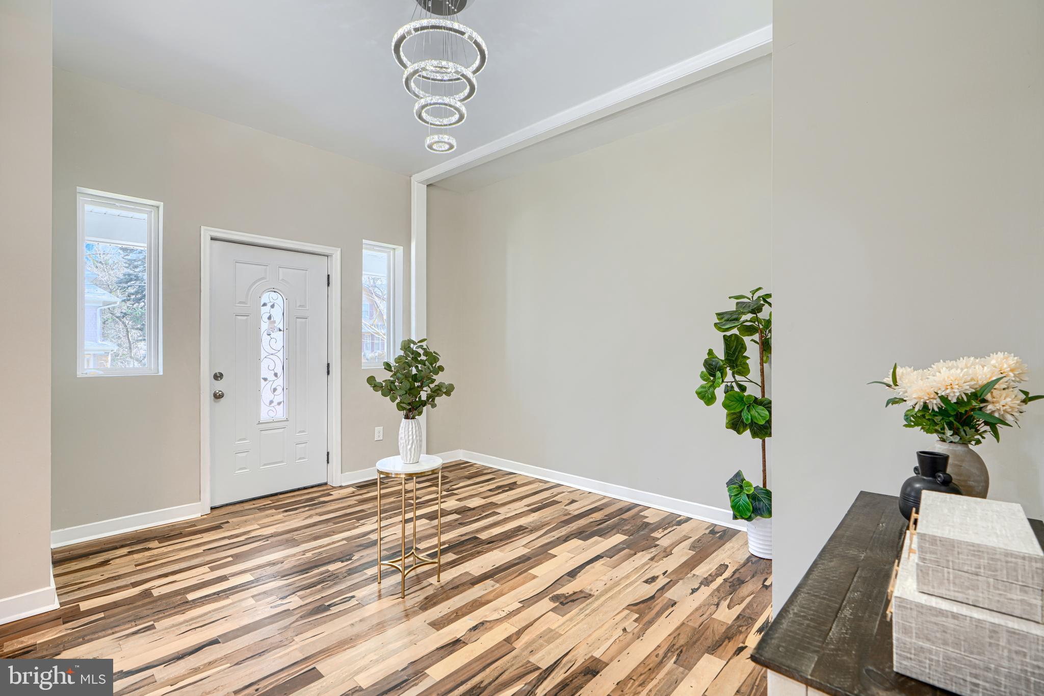 MOUNT WASHINGTON - Residential