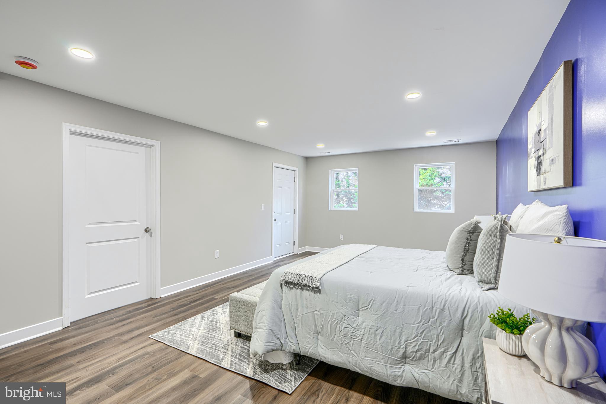 MOUNT WASHINGTON - Residential