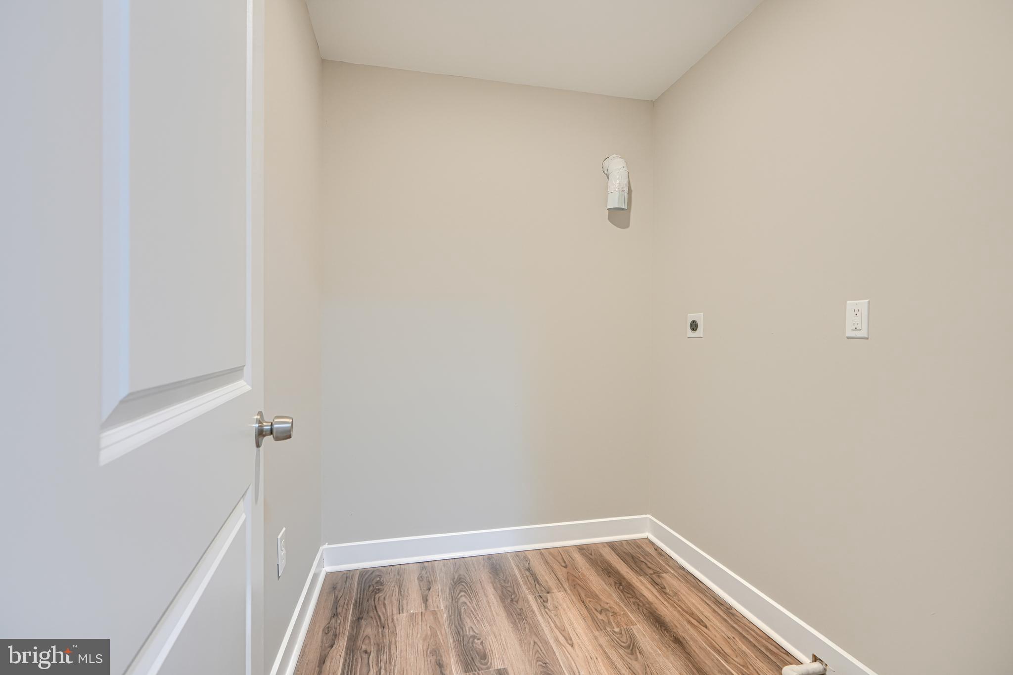 MOUNT WASHINGTON - Residential