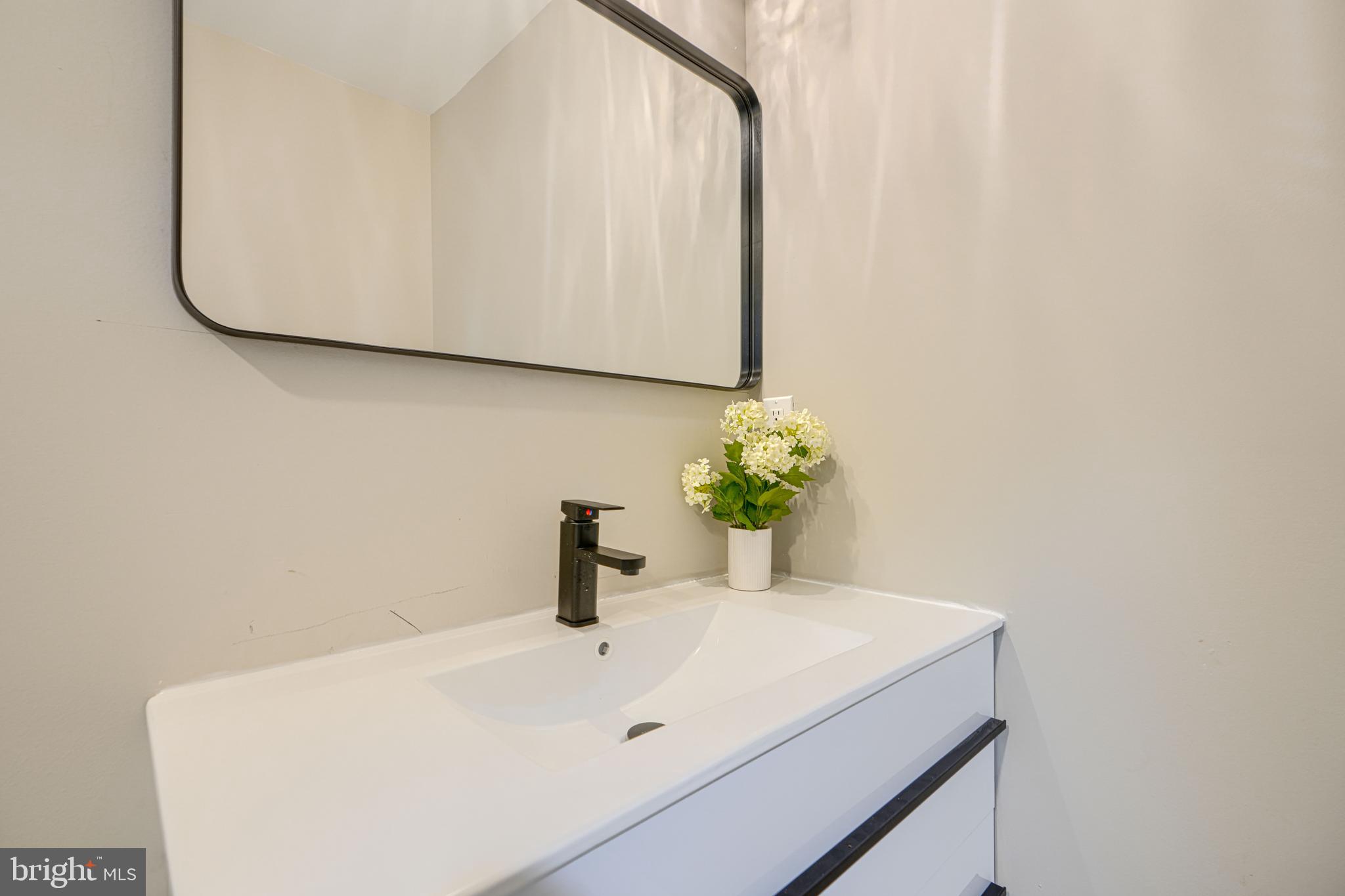 MOUNT WASHINGTON - Residential