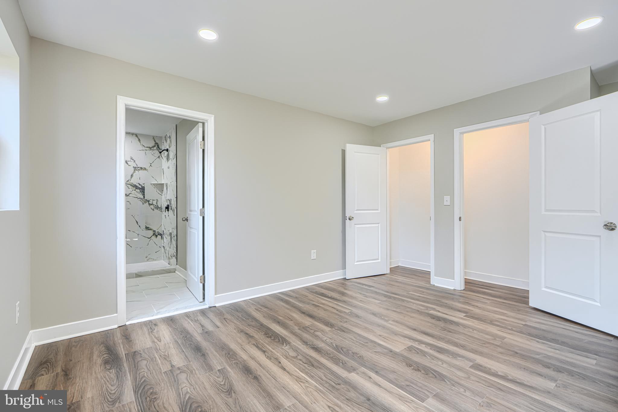 MOUNT WASHINGTON - Residential