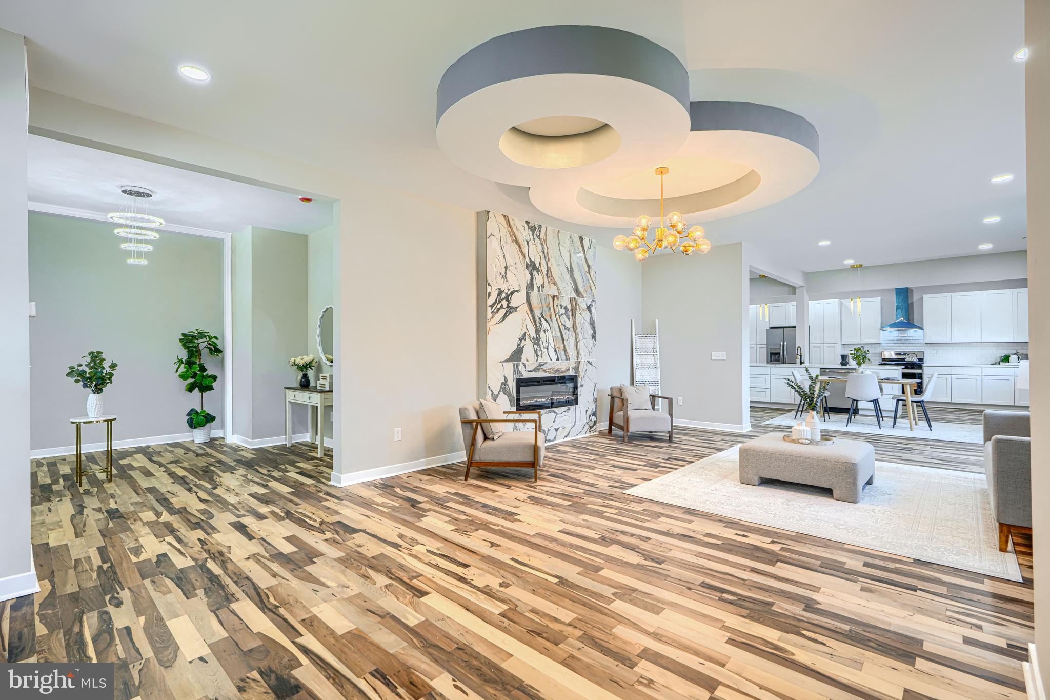 MOUNT WASHINGTON - Residential