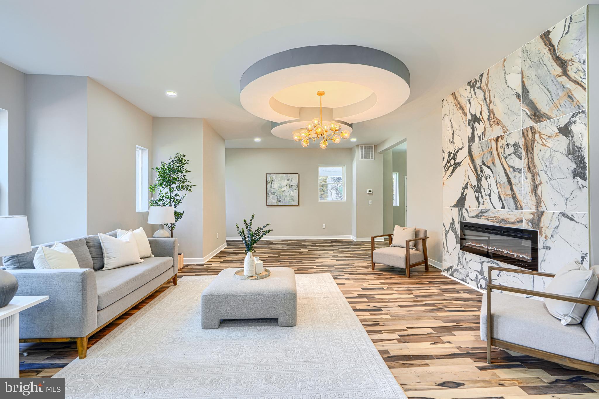 MOUNT WASHINGTON - Residential