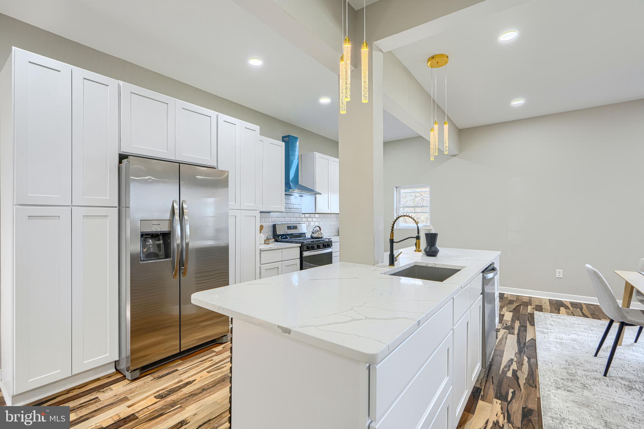 MOUNT WASHINGTON - Residential