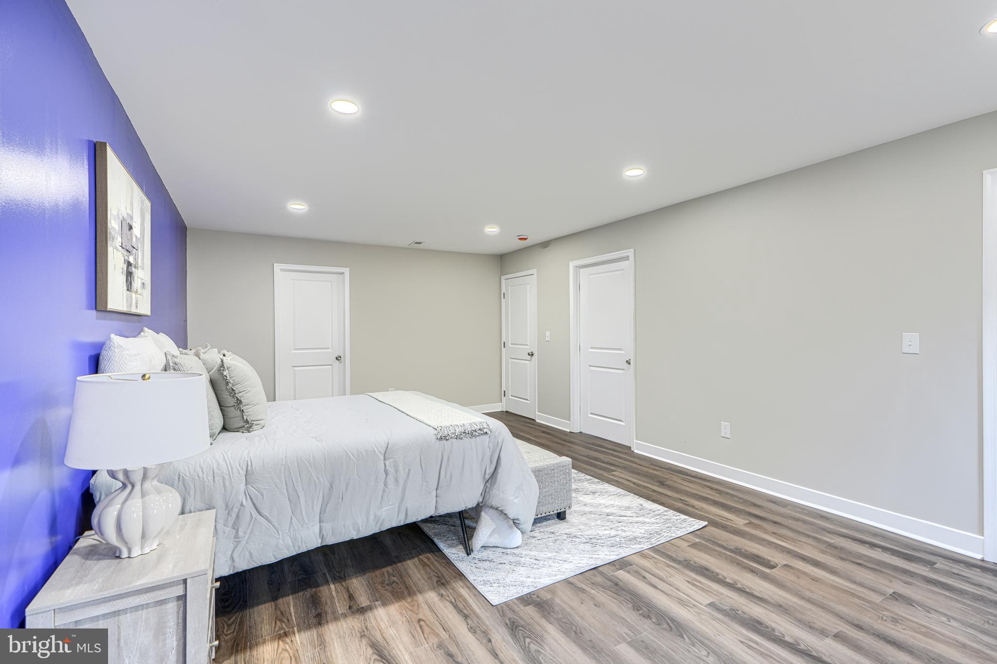 MOUNT WASHINGTON - Residential