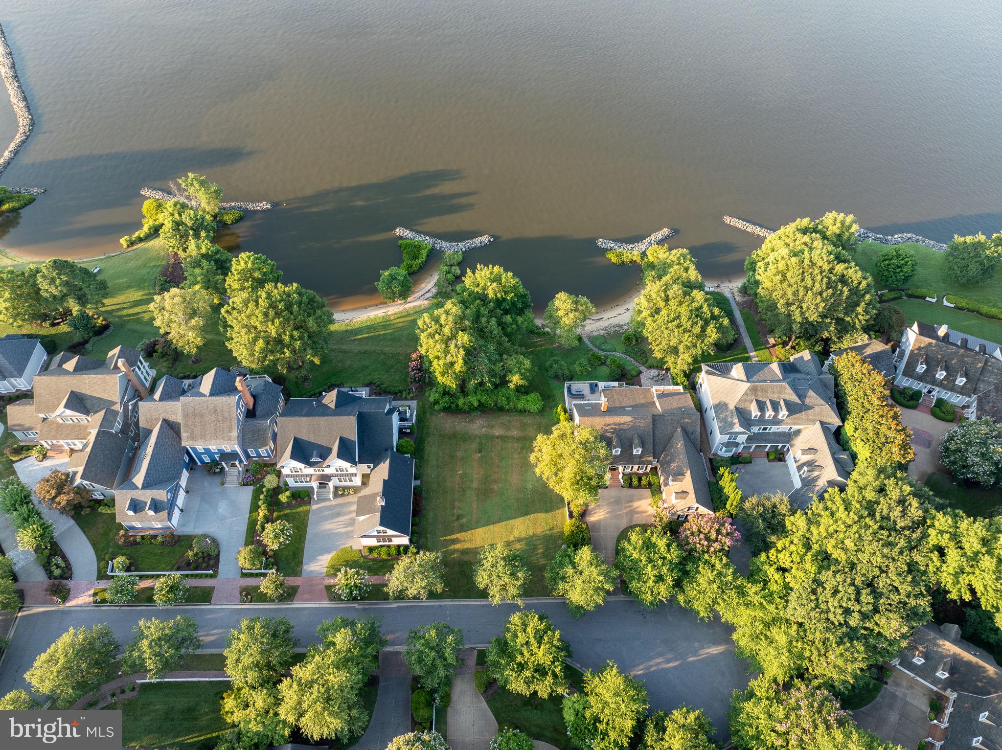 GOVERNOR'S LAND AT TWO RIVERS - Residential