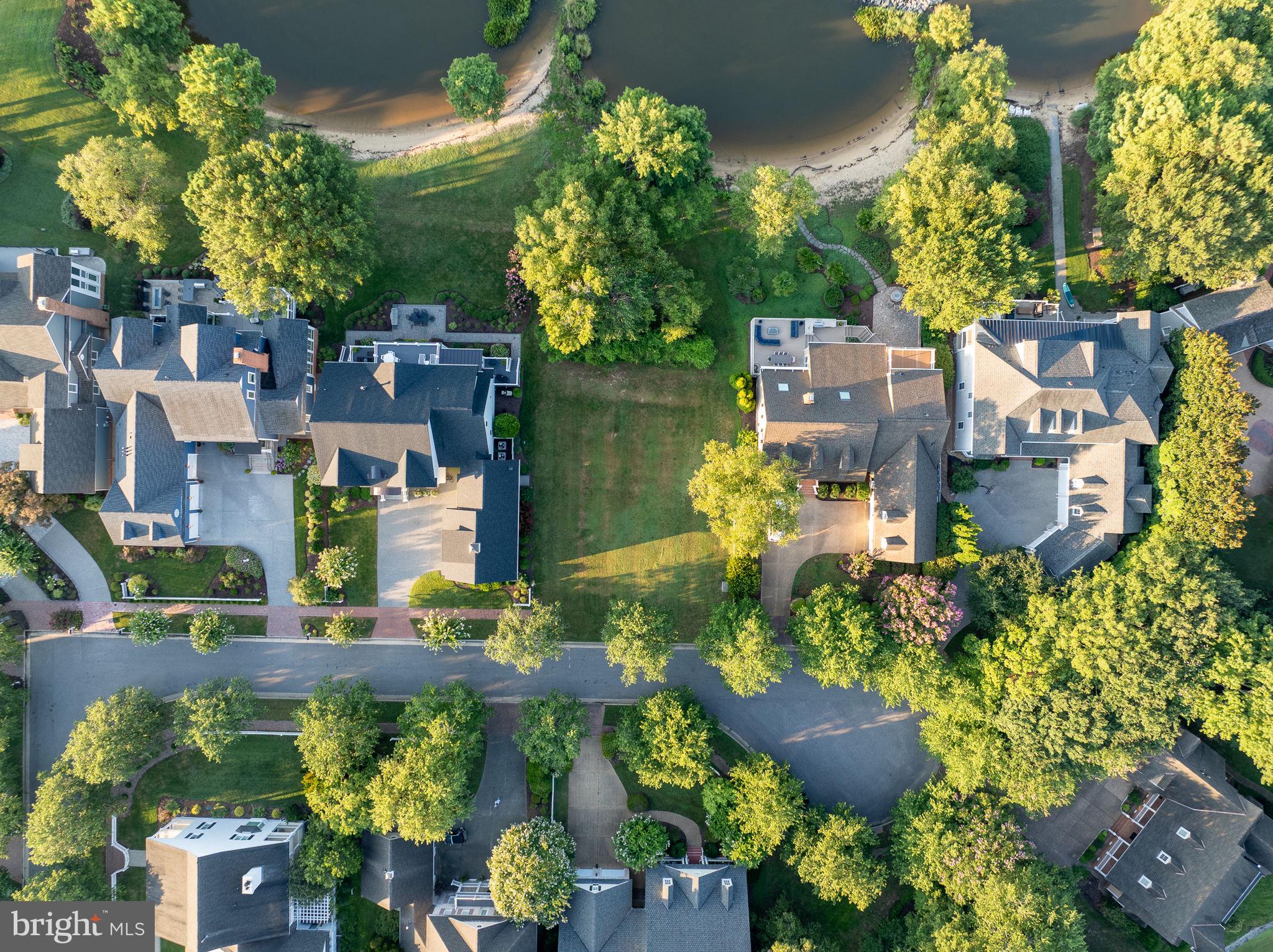 GOVERNOR'S LAND AT TWO RIVERS - Residential