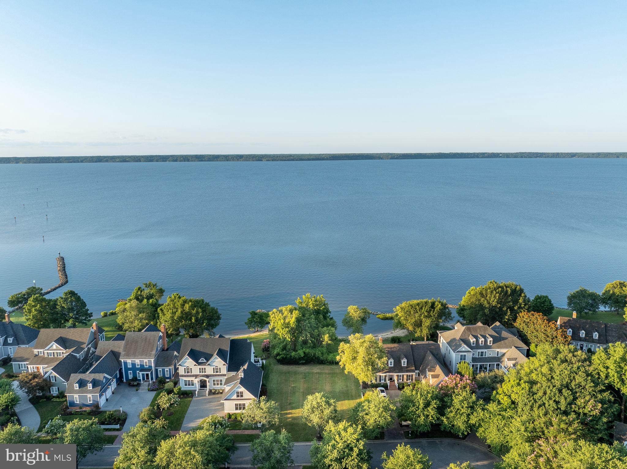 GOVERNOR'S LAND AT TWO RIVERS - Residential