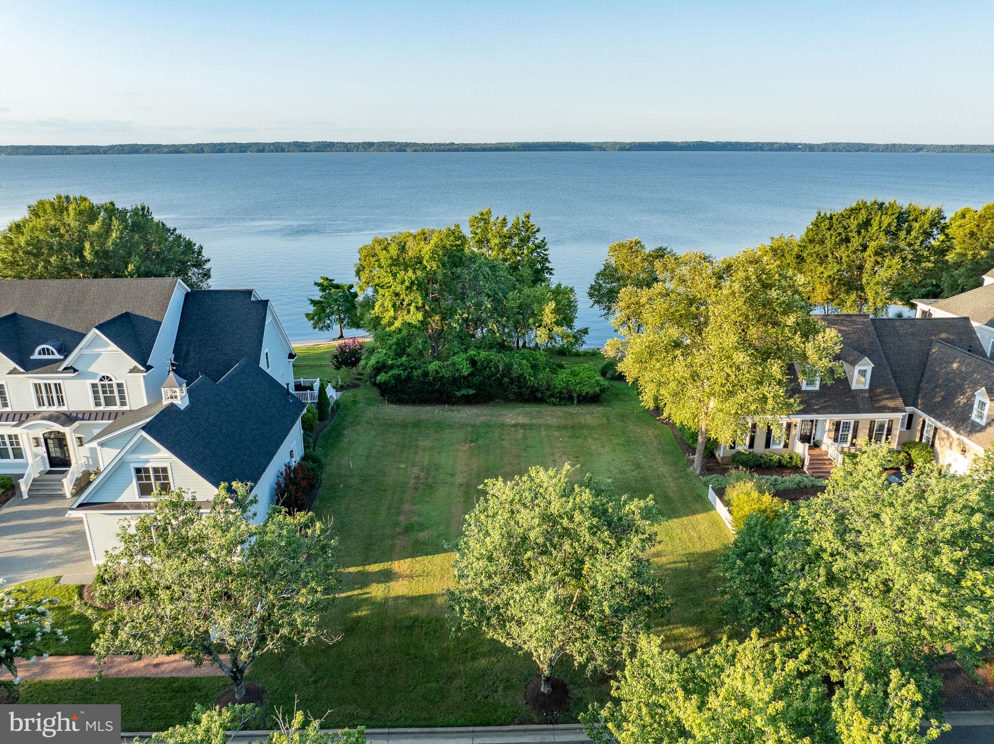 GOVERNOR'S LAND AT TWO RIVERS - Residential