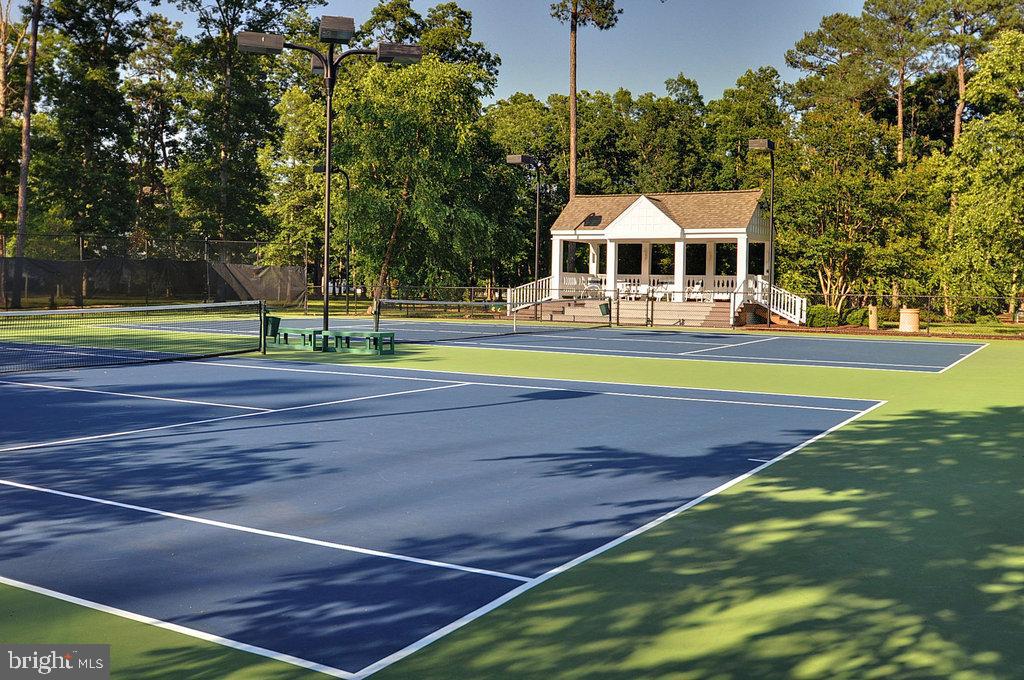 GOVERNOR'S LAND AT TWO RIVERS - Residential