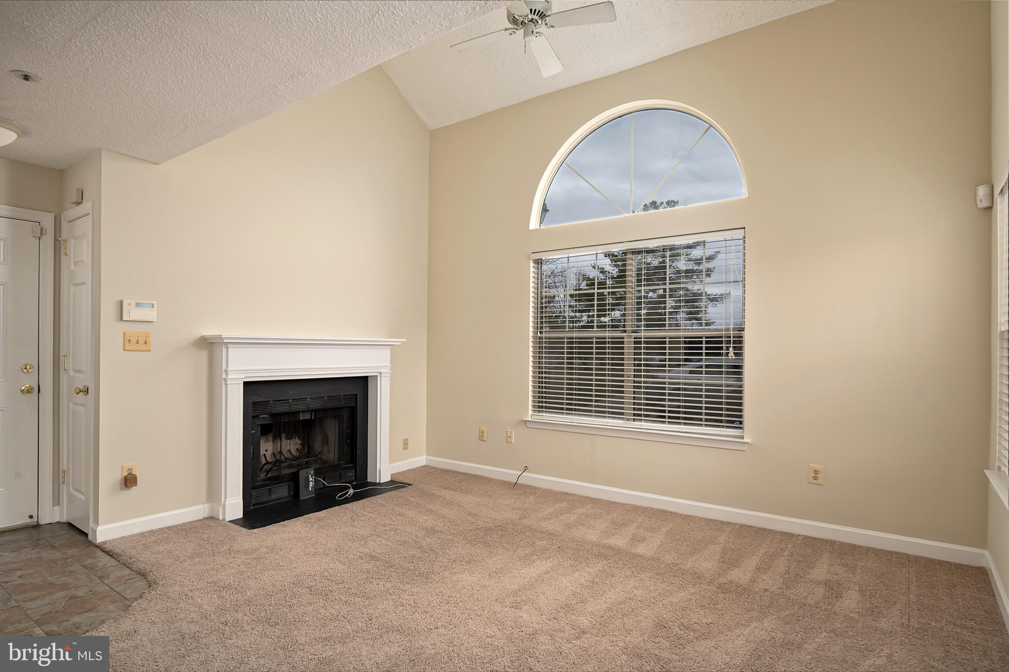 VISTAS AT LAUREL LAKES - Residential Lease