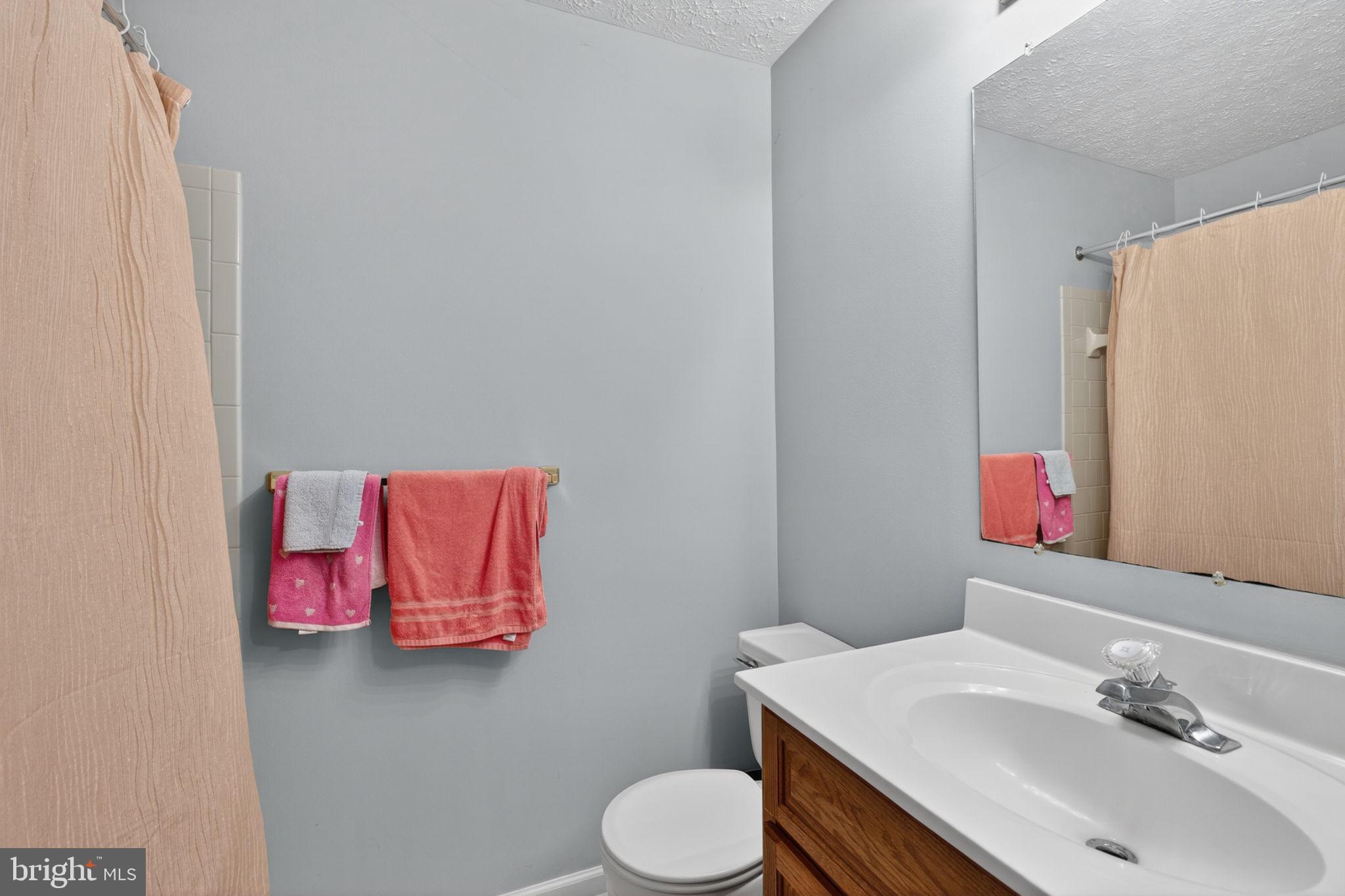 POND CONDOMINIUMS - Residential