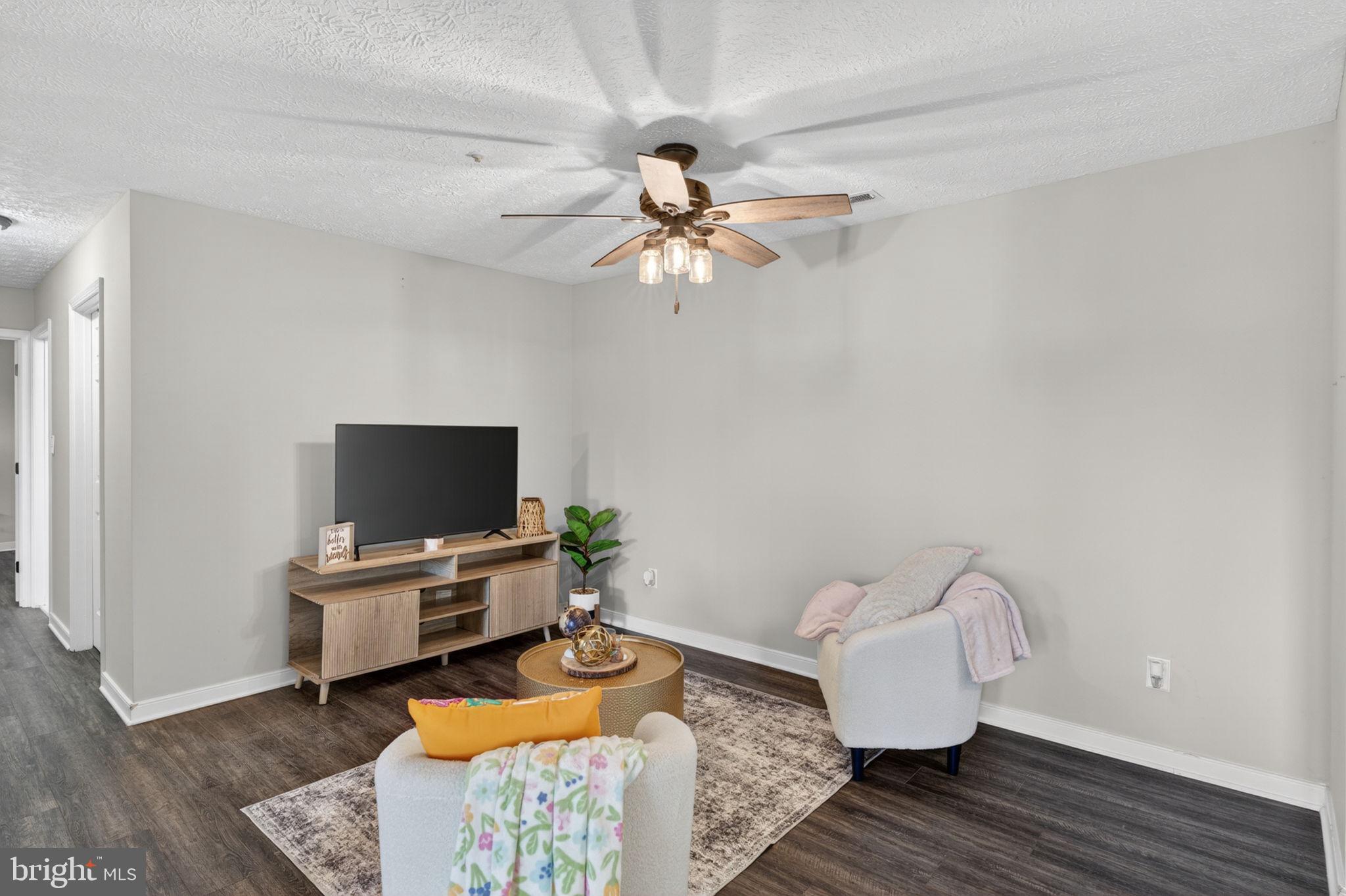 POND CONDOMINIUMS - Residential