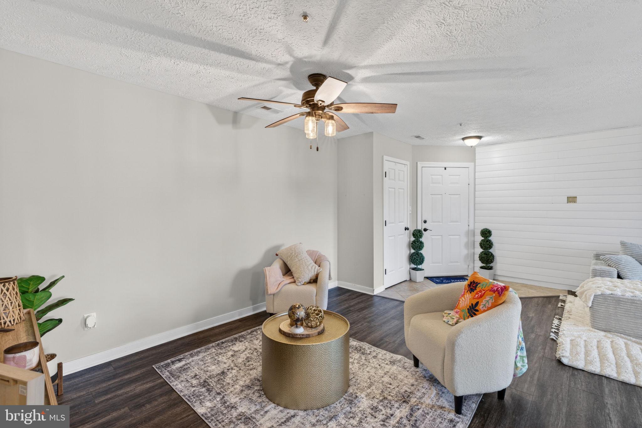 POND CONDOMINIUMS - Residential