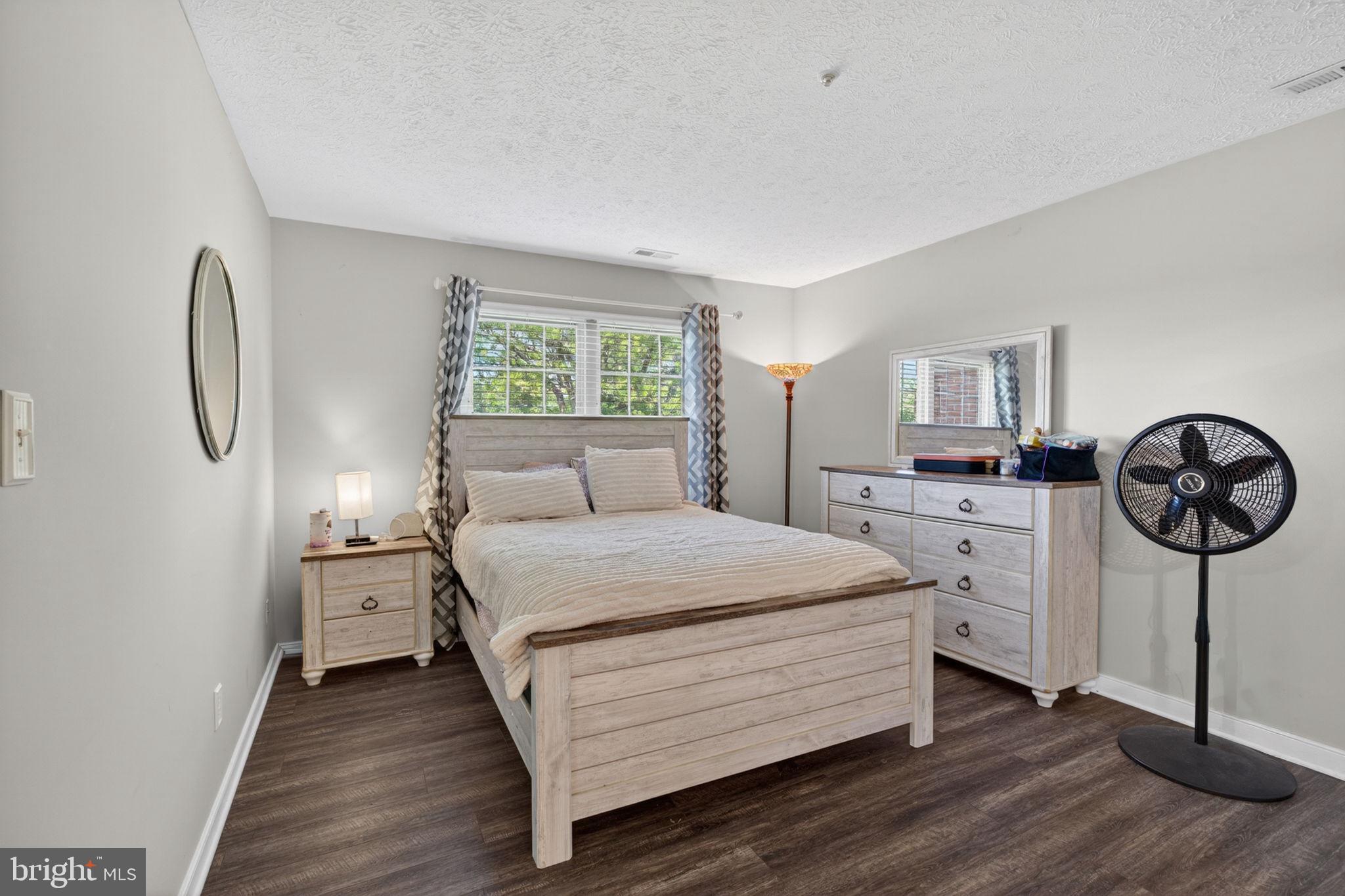 POND CONDOMINIUMS - Residential