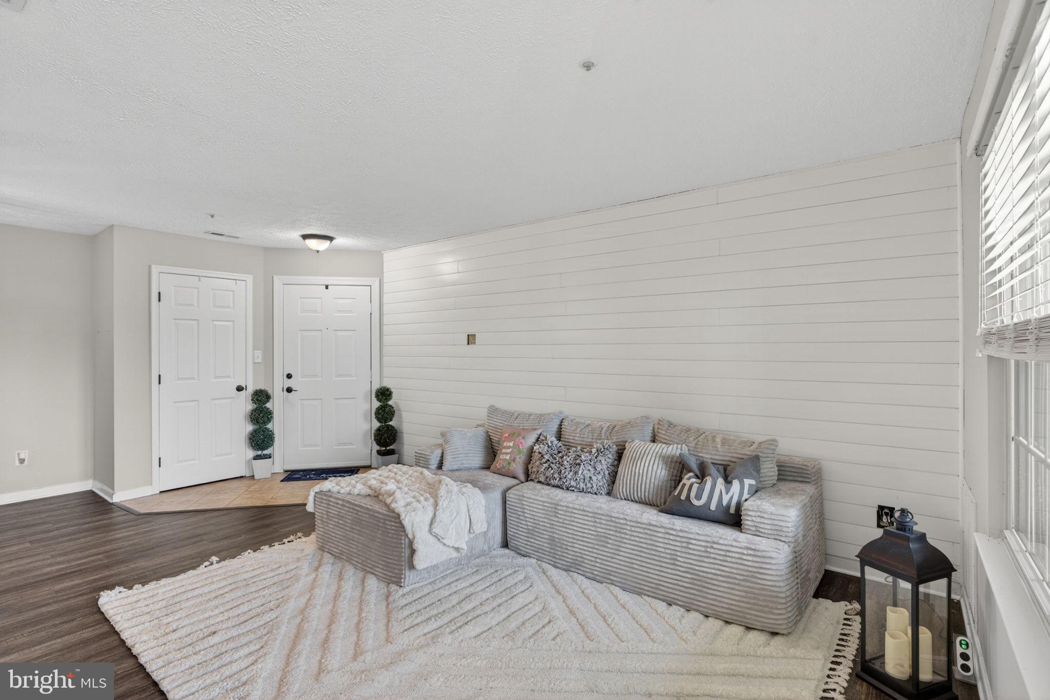 POND CONDOMINIUMS - Residential