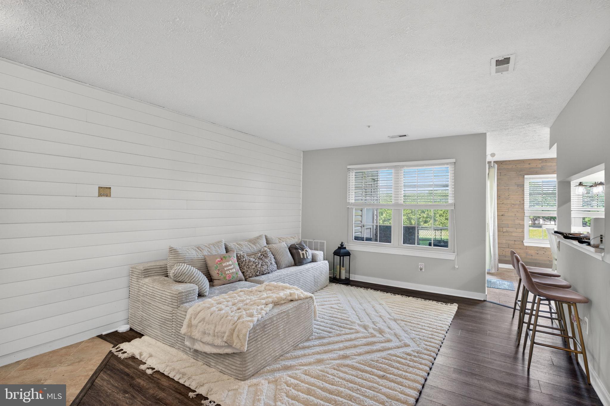 POND CONDOMINIUMS - Residential