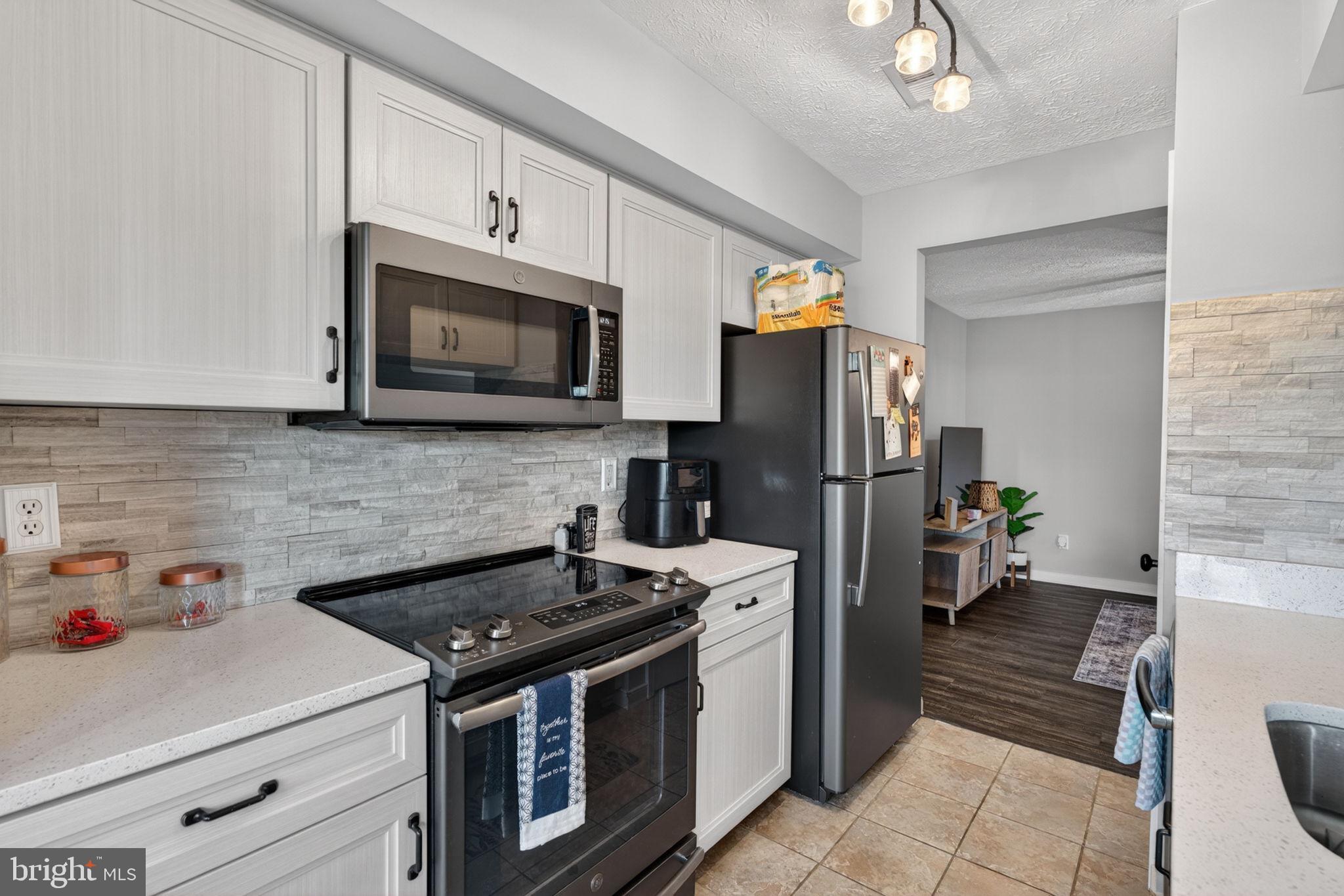 POND CONDOMINIUMS - Residential