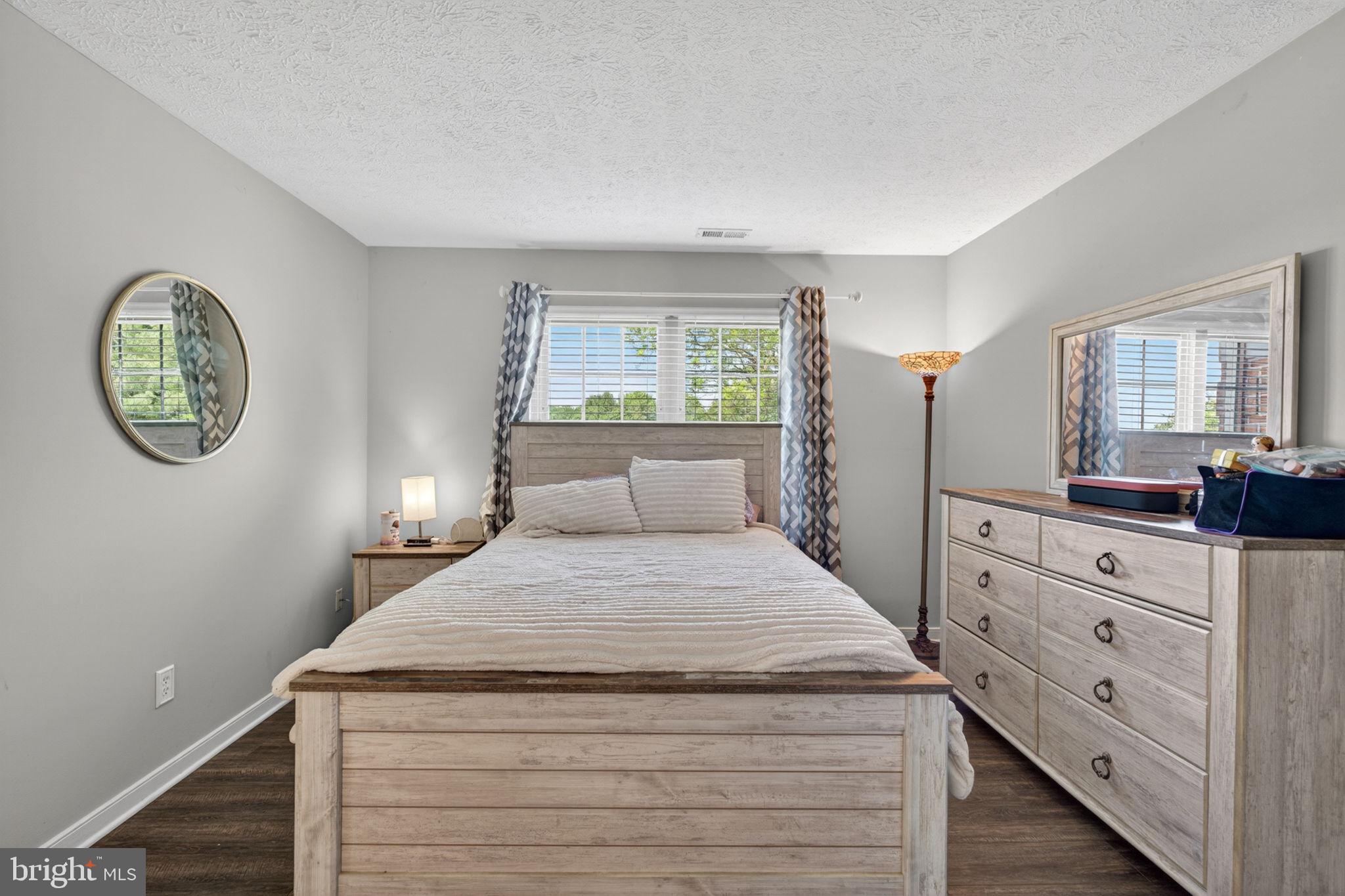 POND CONDOMINIUMS - Residential