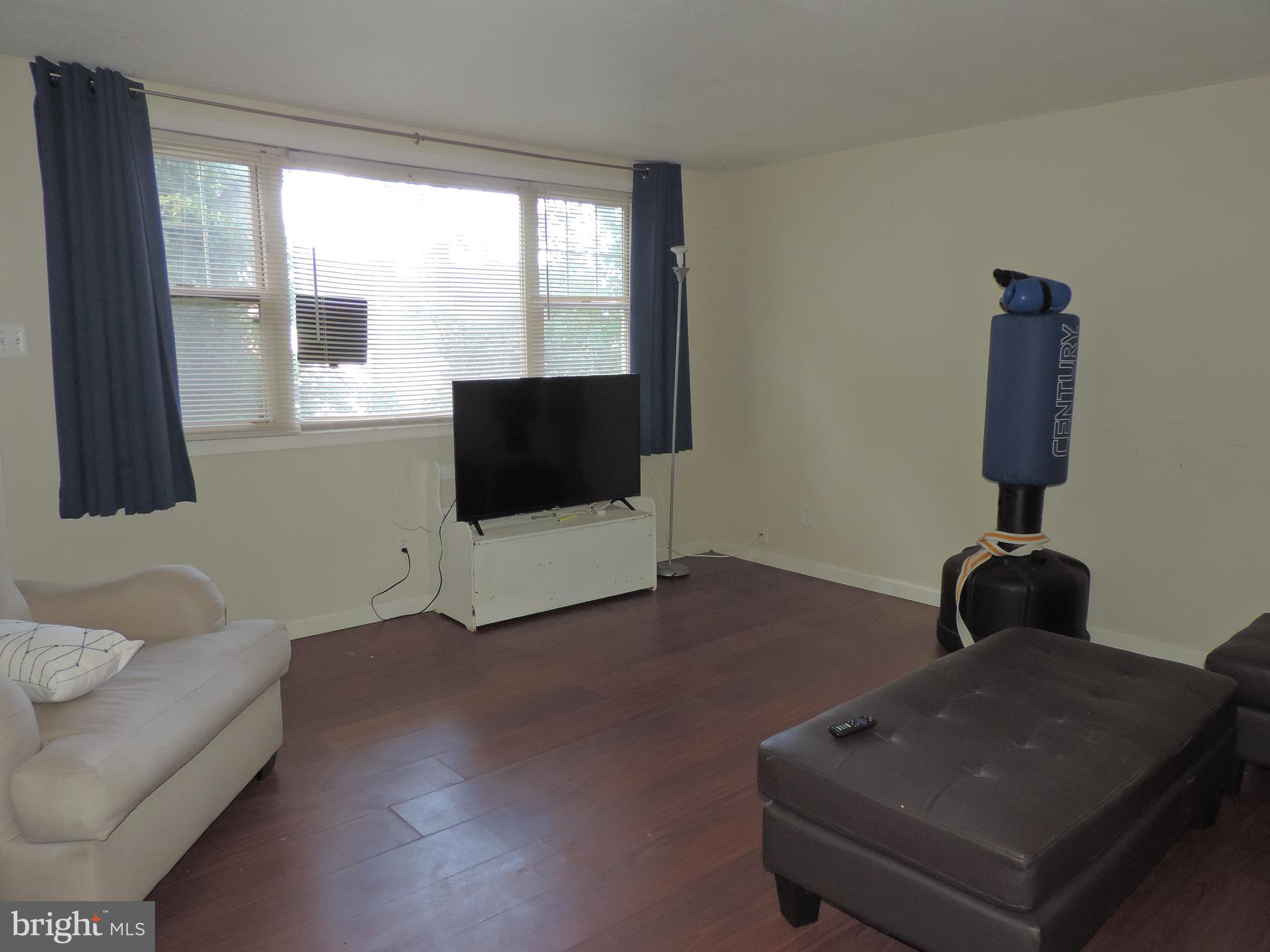 RIVERVIEW - Residential