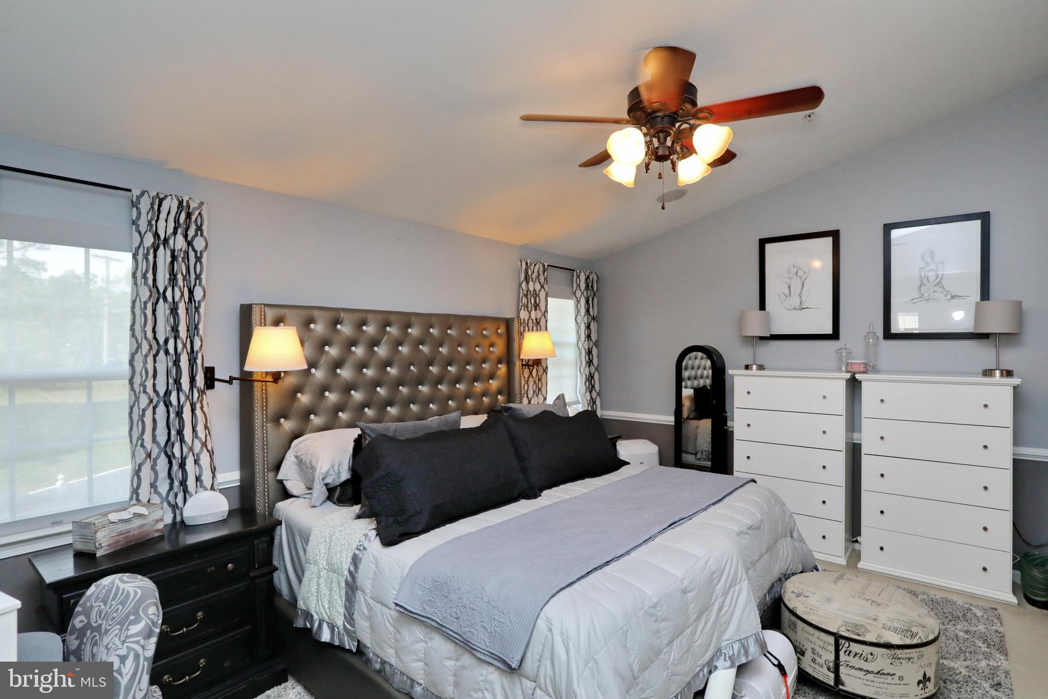 BRENTWOOD - Residential