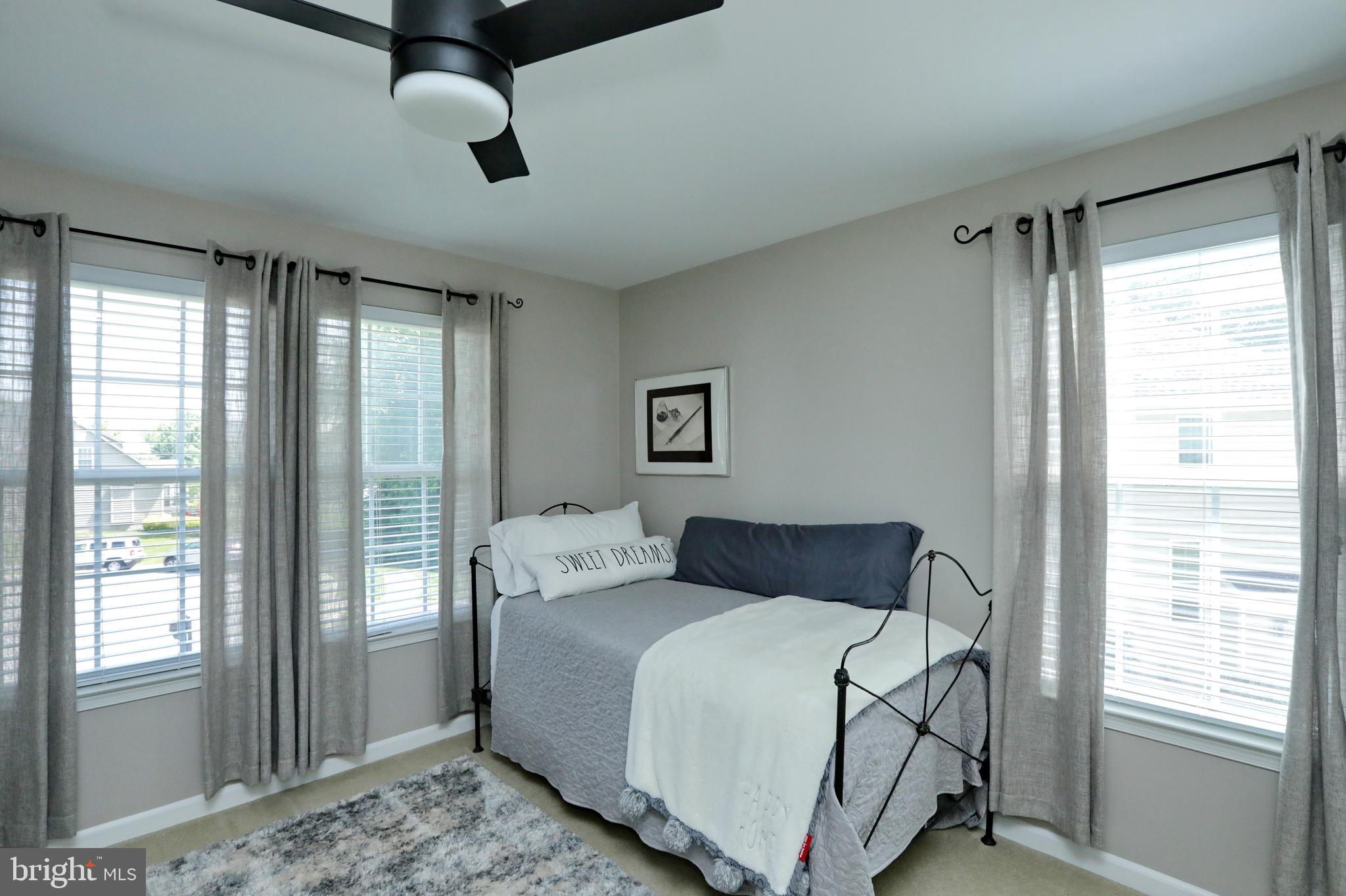 BRENTWOOD - Residential