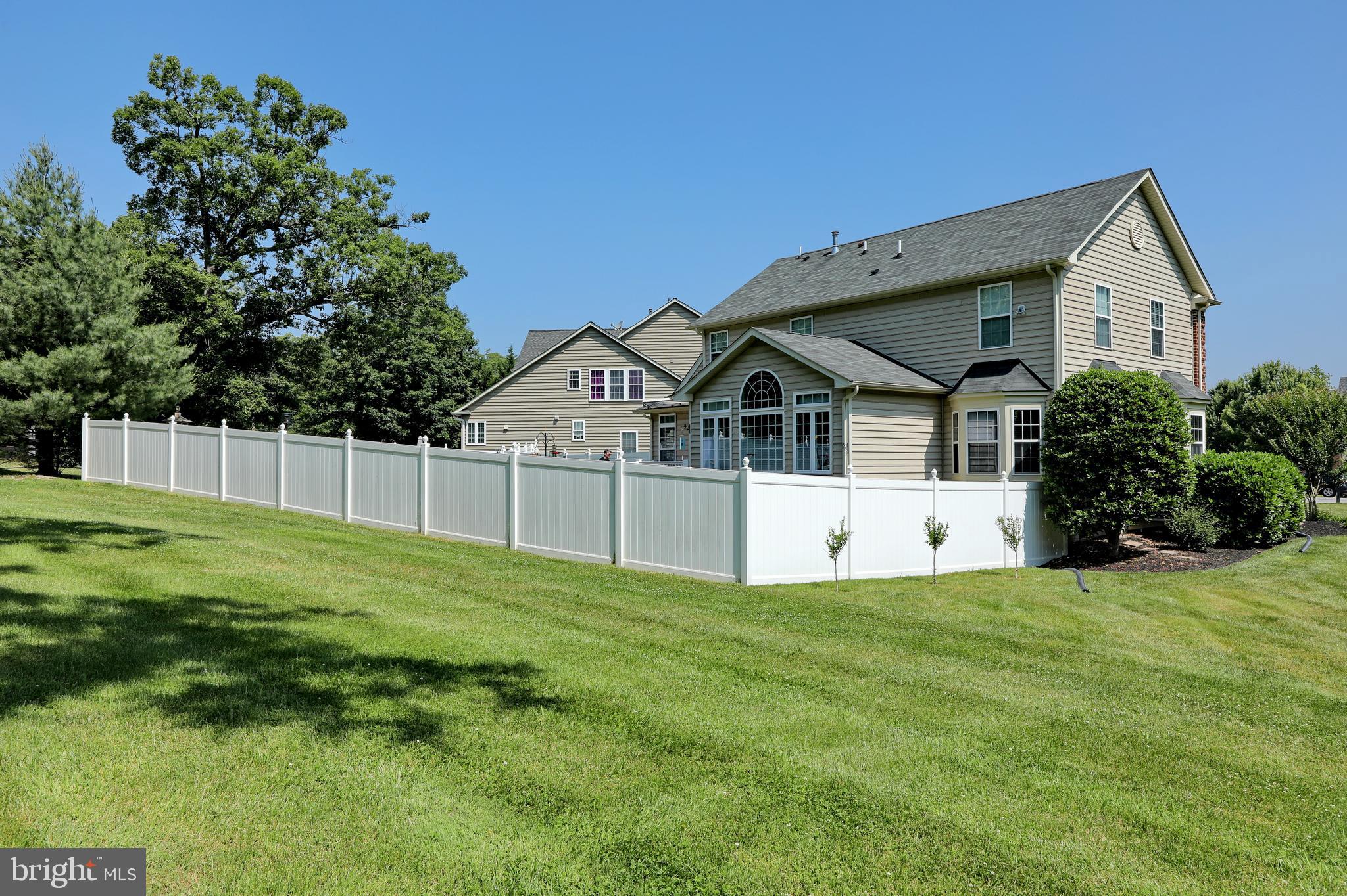 BRENTWOOD - Residential