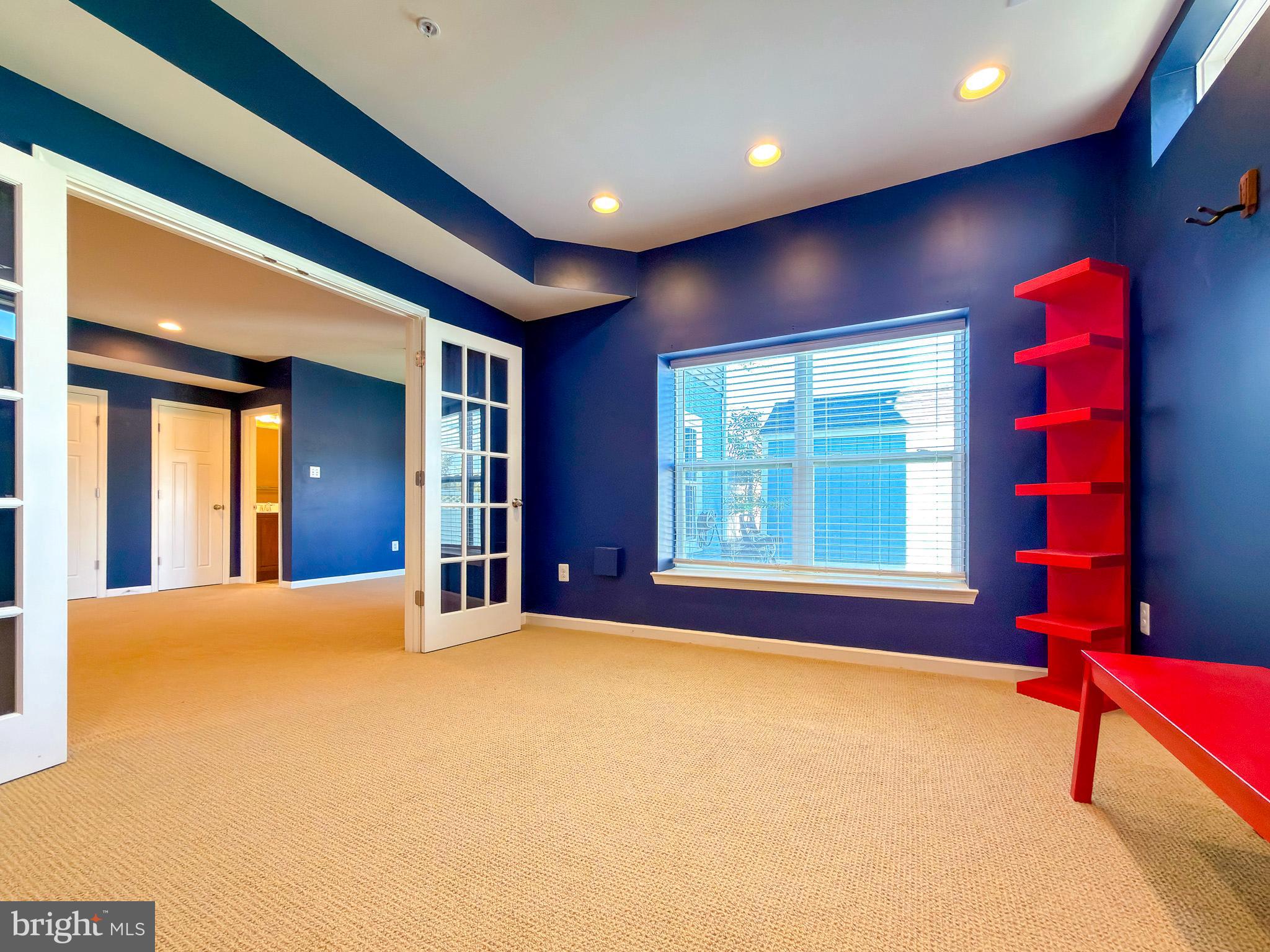 TUSCARORA CREEK - Residential