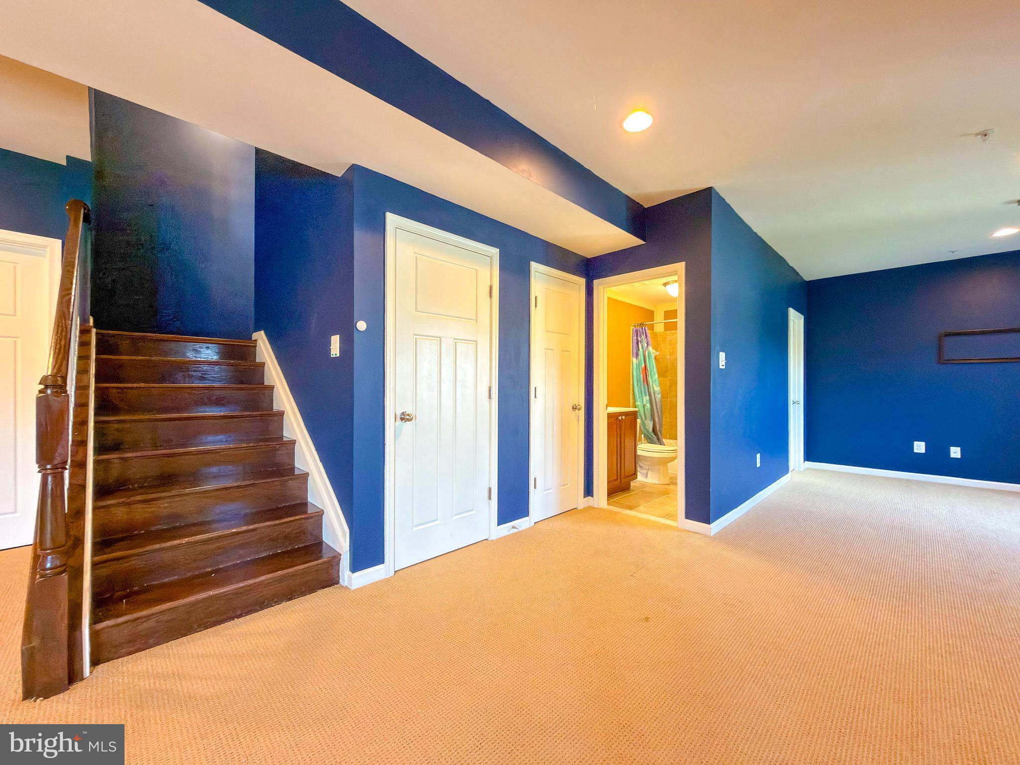 TUSCARORA CREEK - Residential