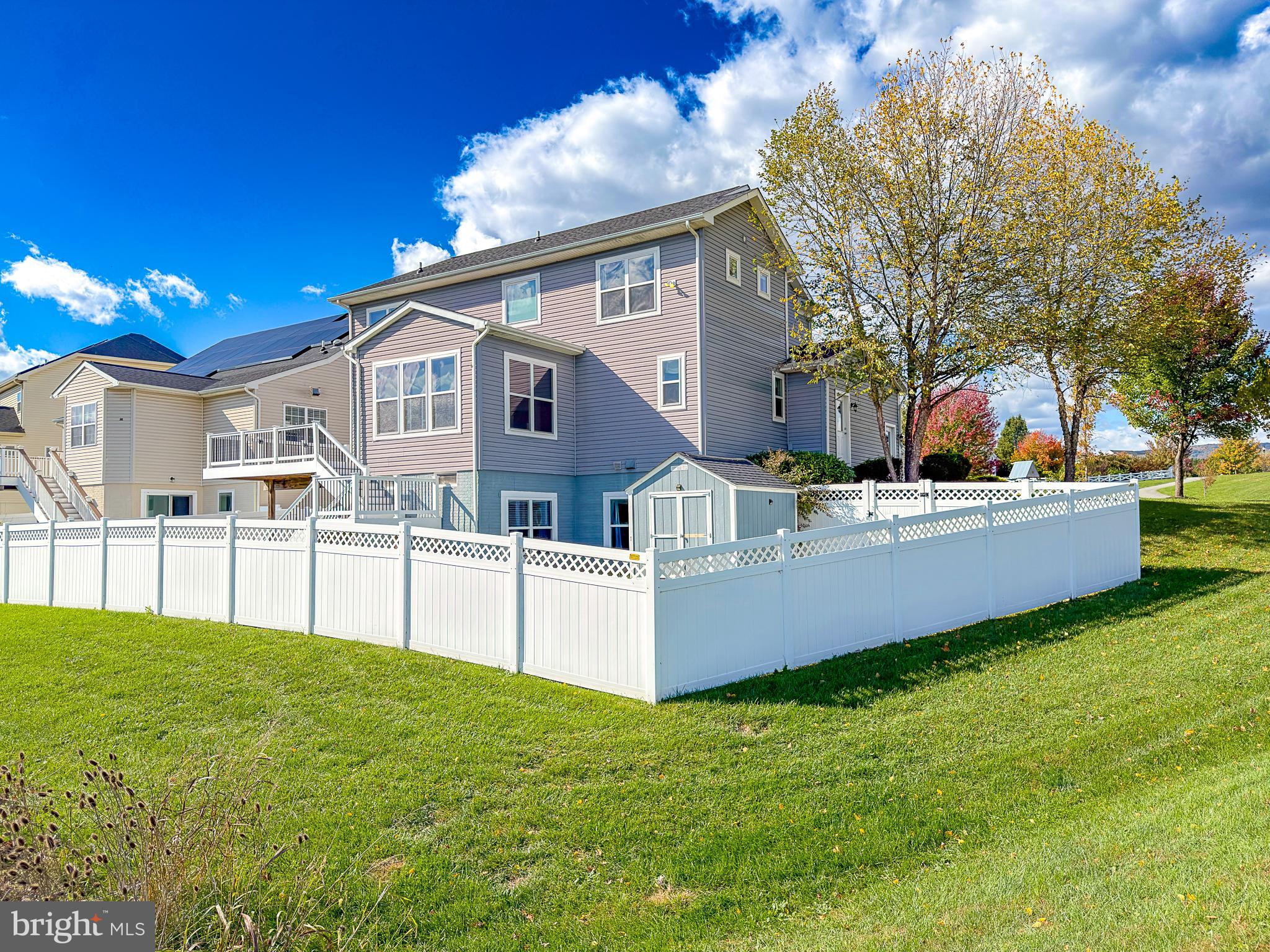 TUSCARORA CREEK - Residential