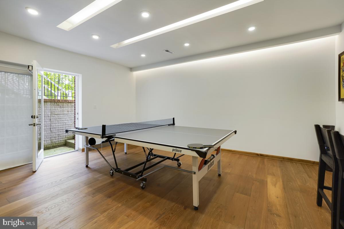 BRAMBLETON LANDBAY - Residential