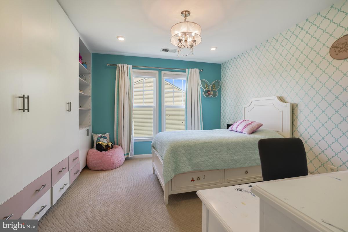 BRAMBLETON LANDBAY - Residential