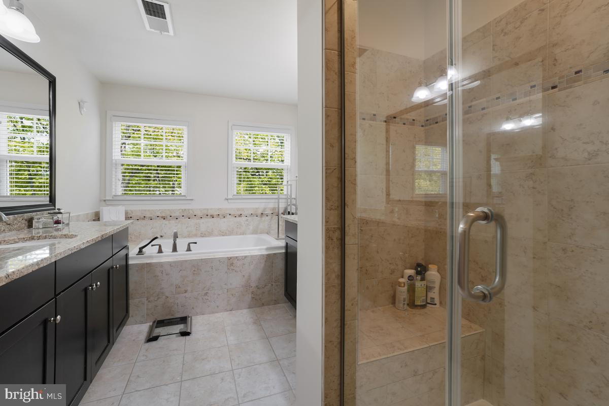 BRAMBLETON LANDBAY - Residential