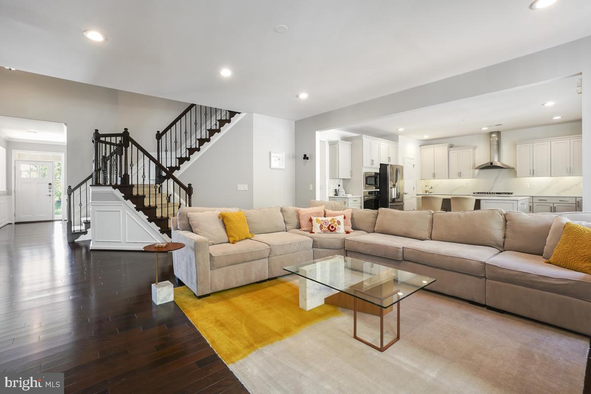 BRAMBLETON LANDBAY - Residential