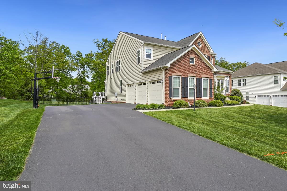 BRAMBLETON LANDBAY - Residential