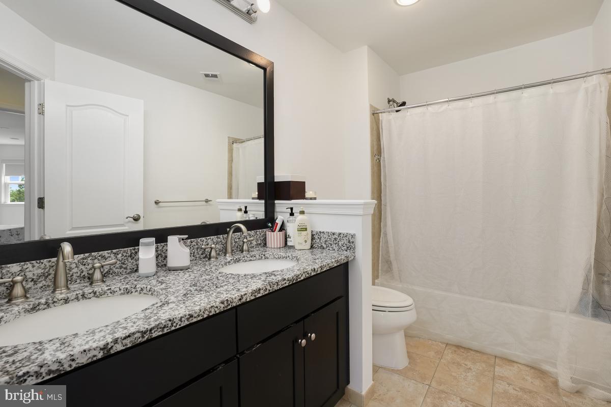 BRAMBLETON LANDBAY - Residential