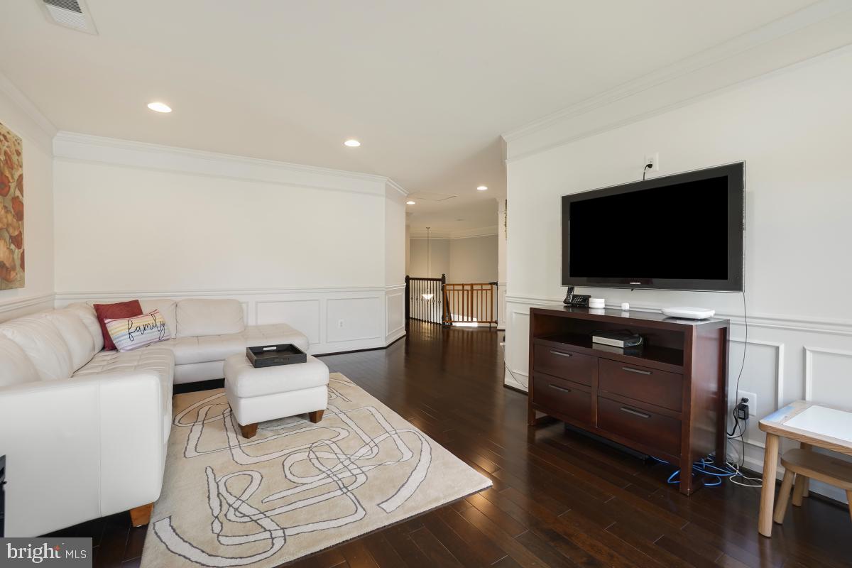 BRAMBLETON LANDBAY - Residential