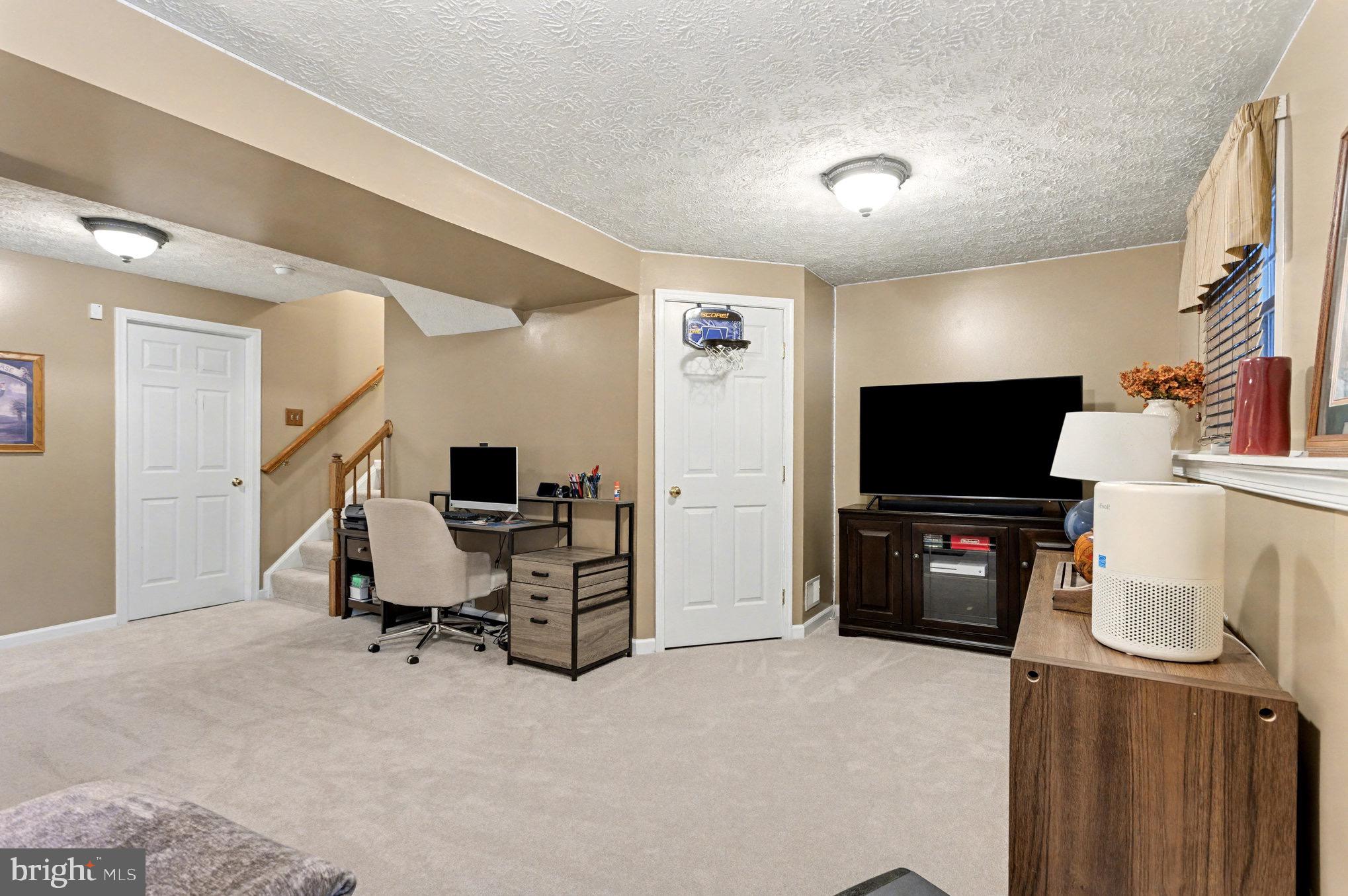 CHESTNUT HILL COVE - Residential