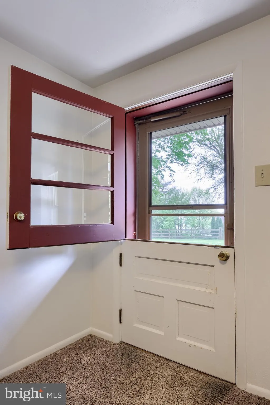 Lancaster, Pennsylvania 17601, United States, 3 Bedrooms Bedrooms, ,3 BathroomsBathrooms,Residential,Pending,119552