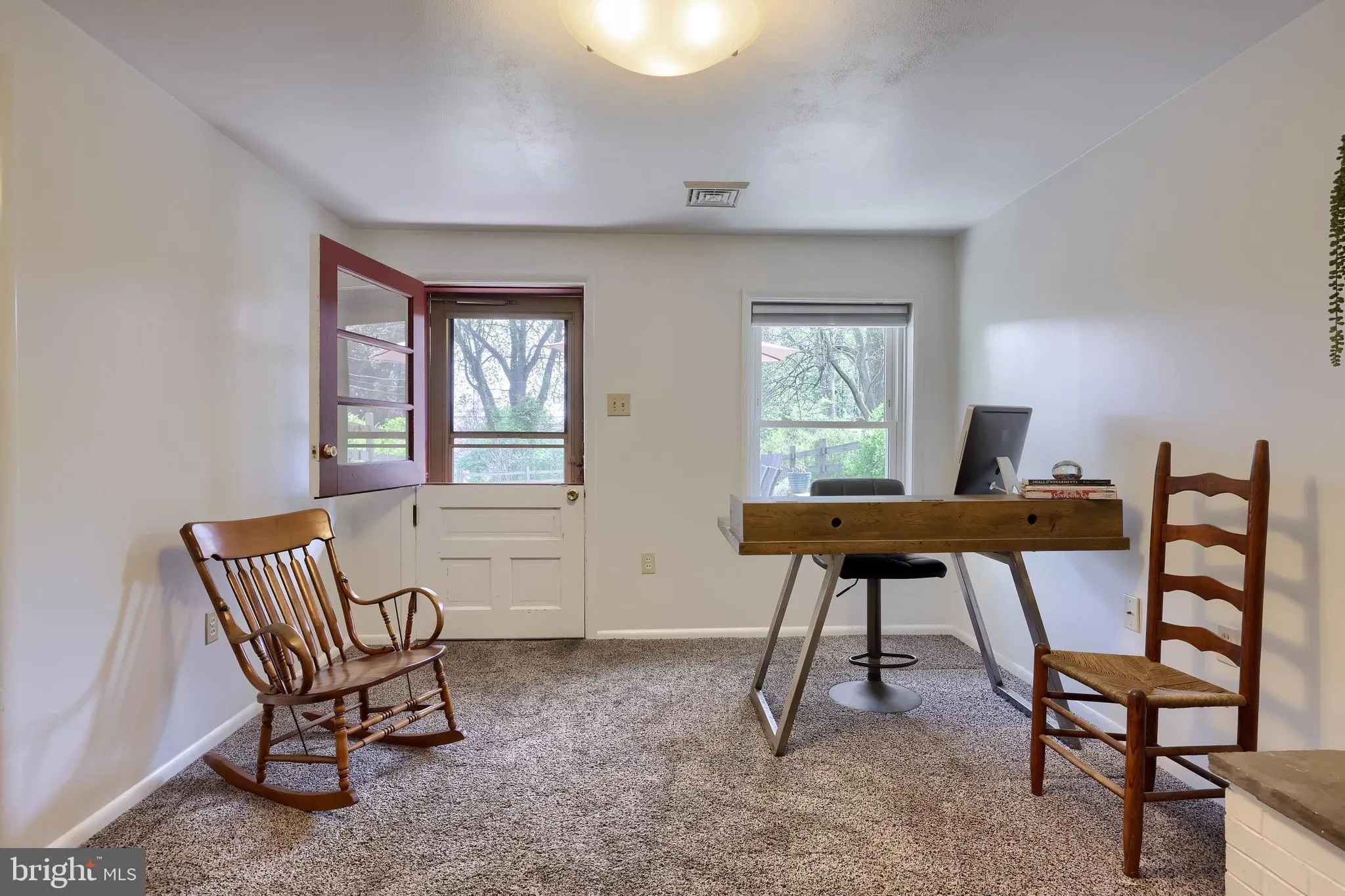 Lancaster, Pennsylvania 17601, United States, 3 Bedrooms Bedrooms, ,3 BathroomsBathrooms,Residential,Pending,119552