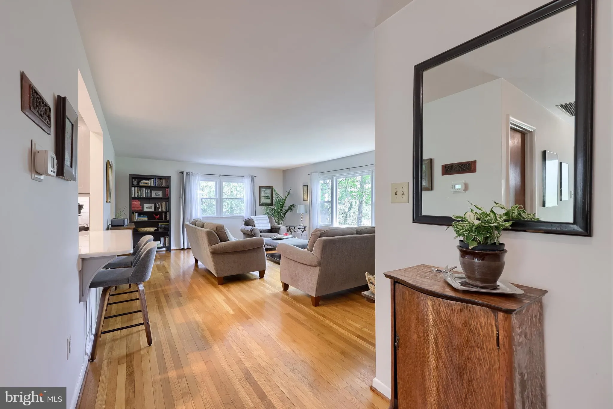 Lancaster, Pennsylvania 17601, United States, 3 Bedrooms Bedrooms, ,3 BathroomsBathrooms,Residential,Pending,119552