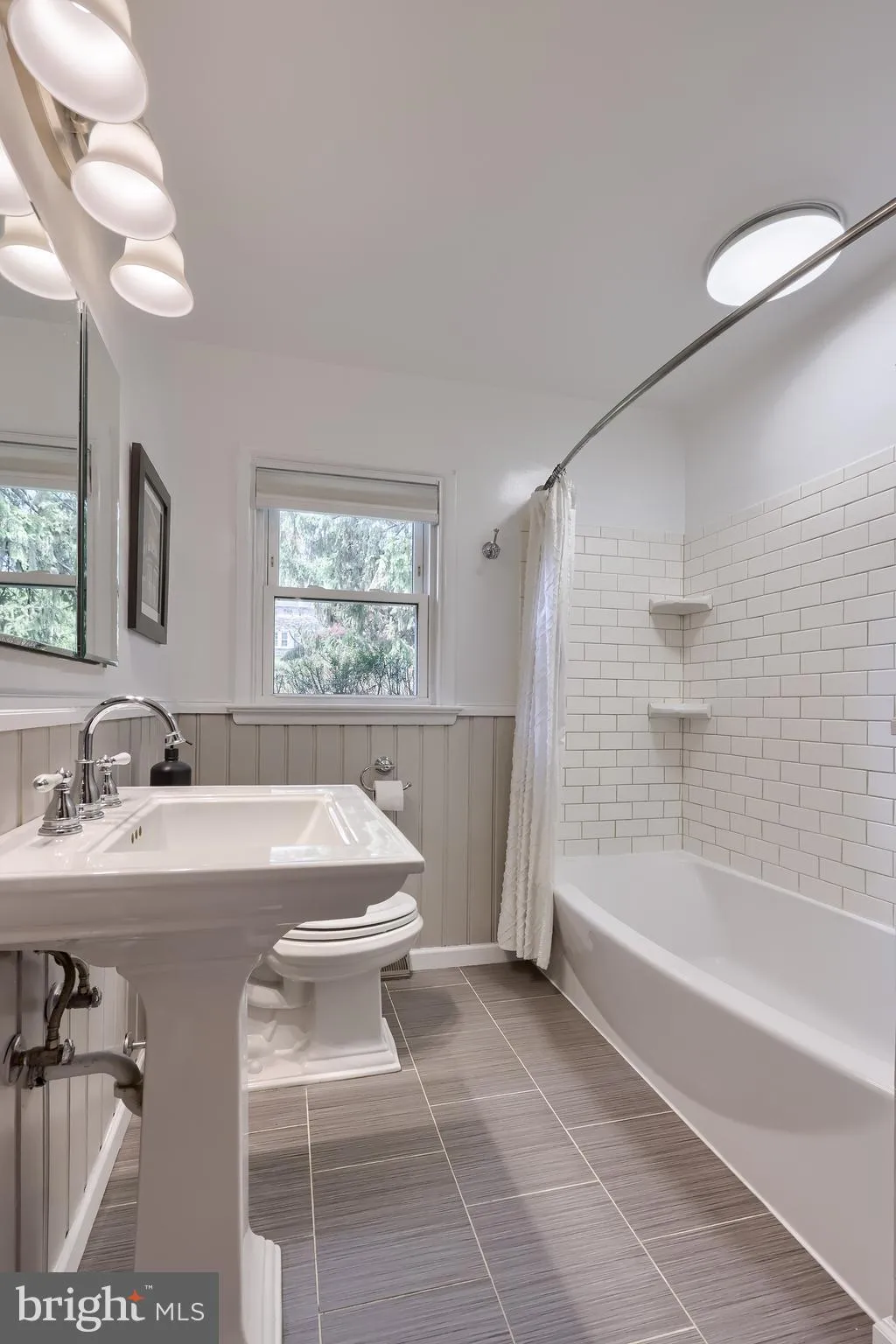 Lancaster, Pennsylvania 17601, United States, 3 Bedrooms Bedrooms, ,3 BathroomsBathrooms,Residential,Pending,119552