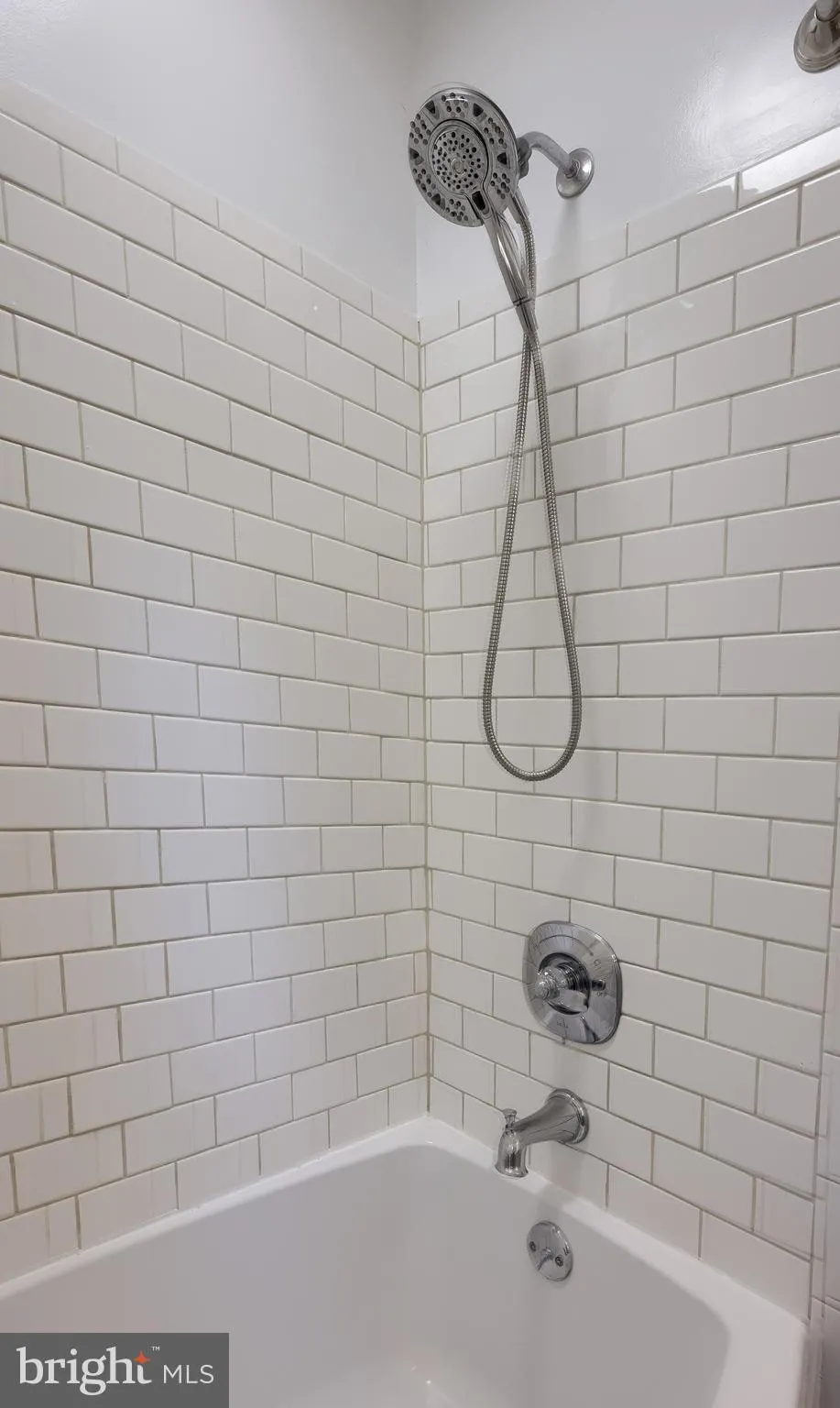 Lancaster, Pennsylvania 17601, United States, 3 Bedrooms Bedrooms, ,3 BathroomsBathrooms,Residential,Pending,119552