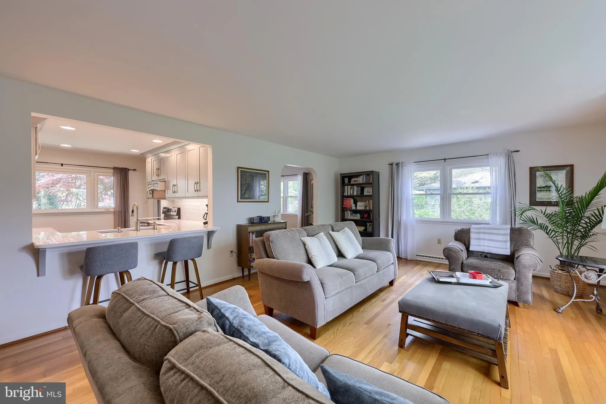 Lancaster, Pennsylvania 17601, United States, 3 Bedrooms Bedrooms, ,3 BathroomsBathrooms,Residential,Pending,119552