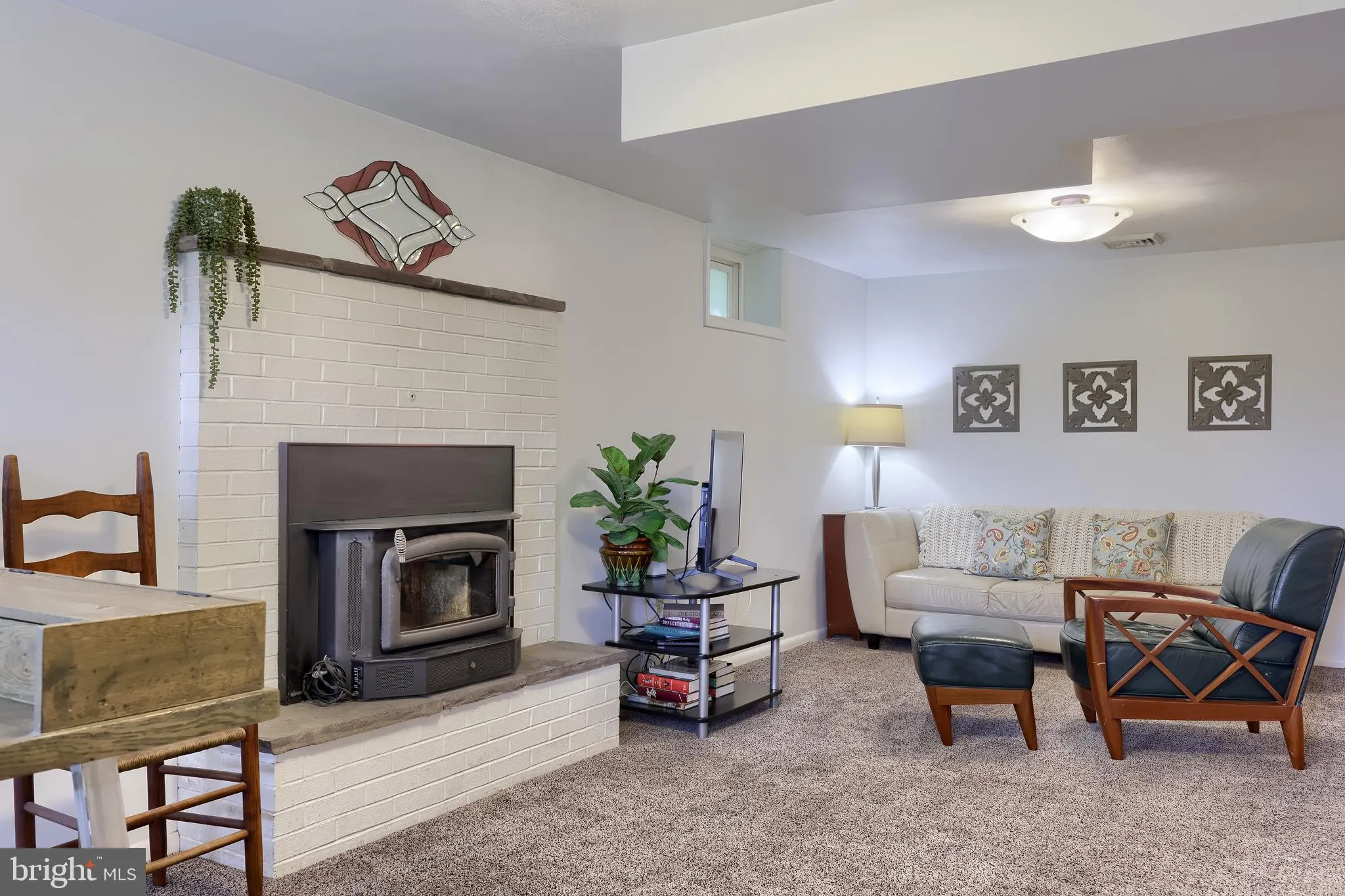 Lancaster, Pennsylvania 17601, United States, 3 Bedrooms Bedrooms, ,3 BathroomsBathrooms,Residential,Pending,119552